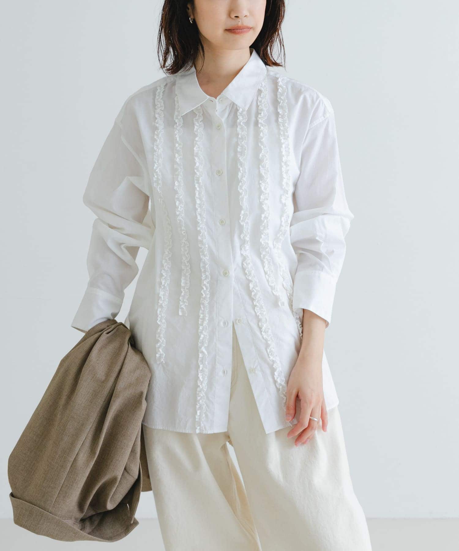 レギュラーカラーフリルシャツ