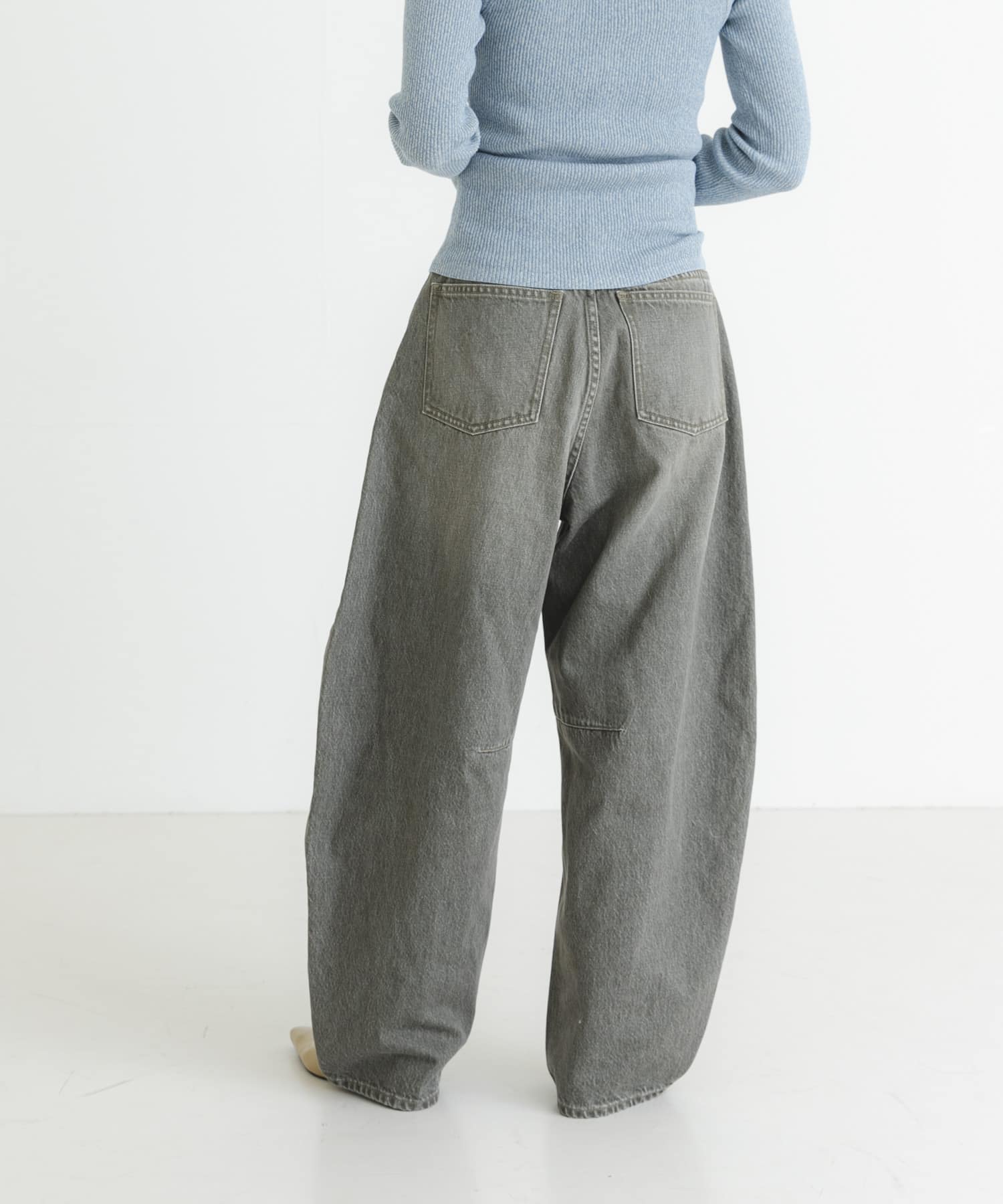 身長：162cm サイズ：38