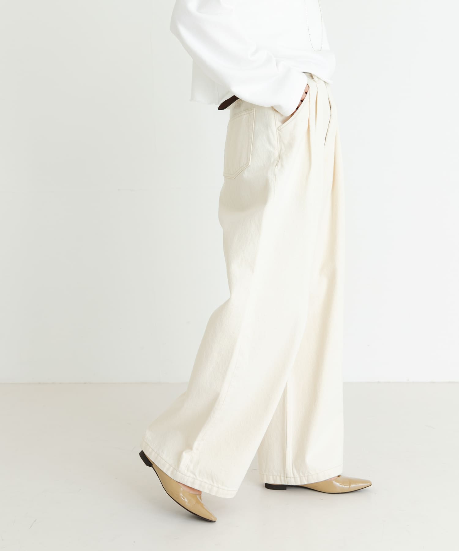 IVORY