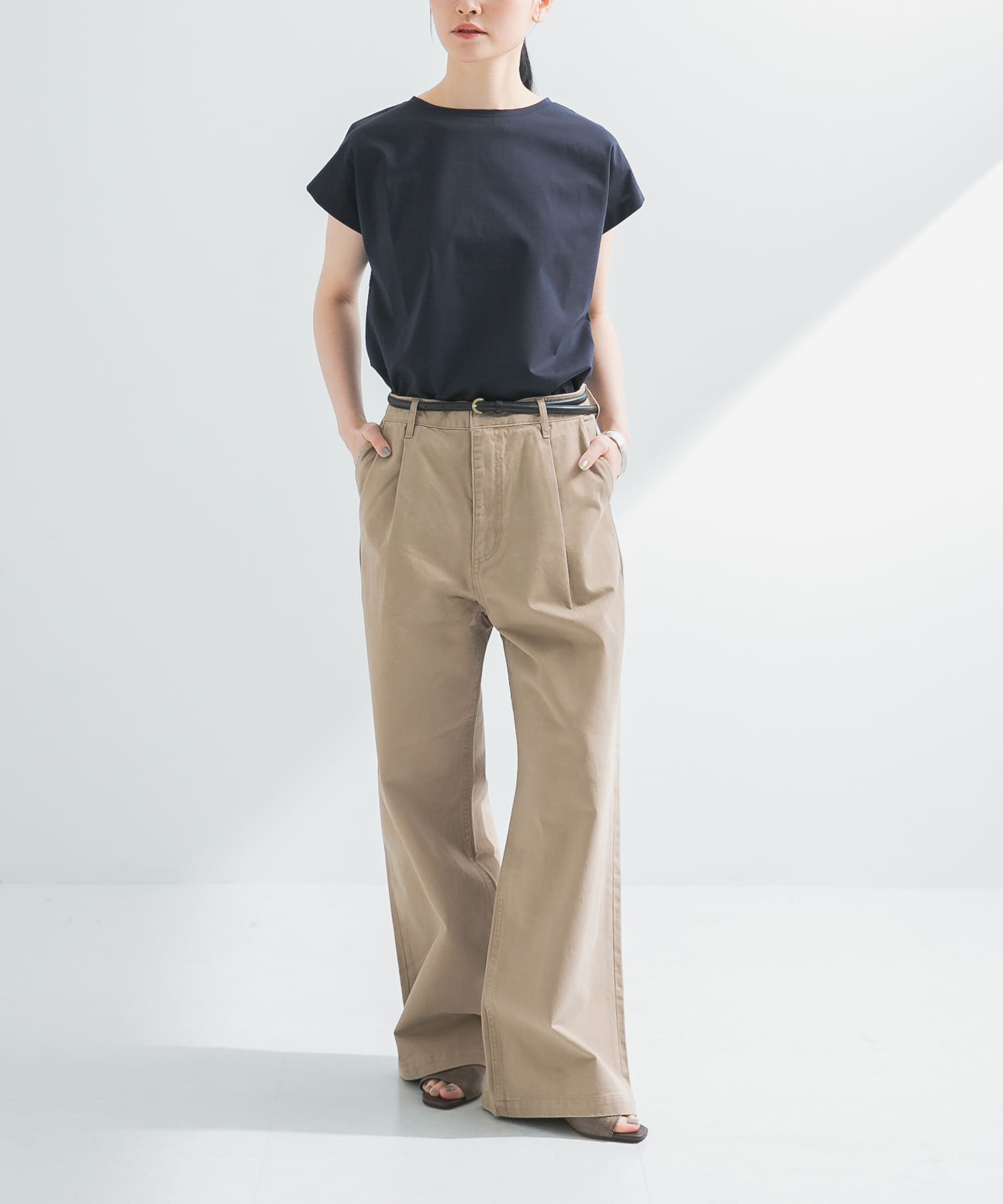 身長：170cm サイズ：40