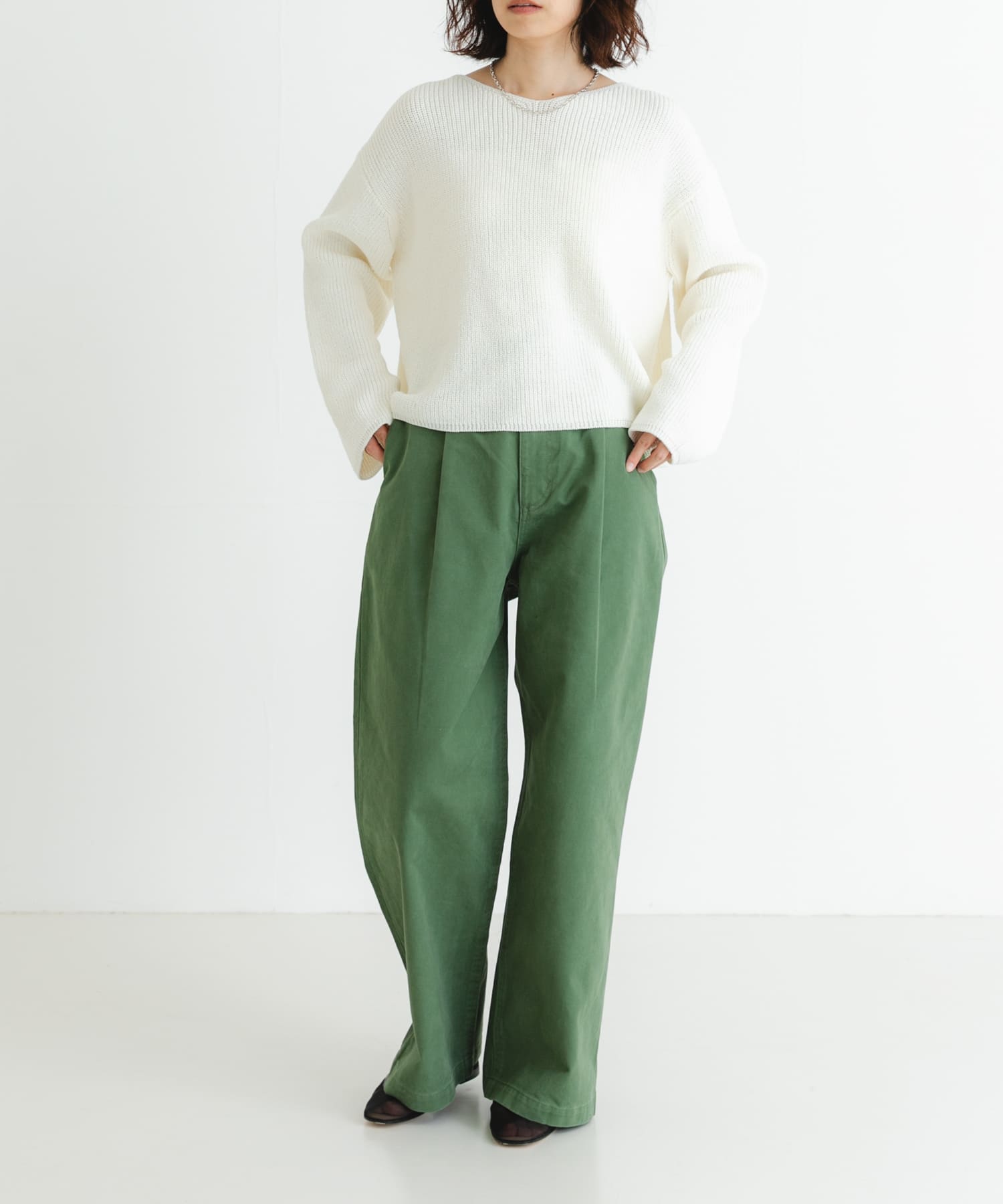 KHAKI
