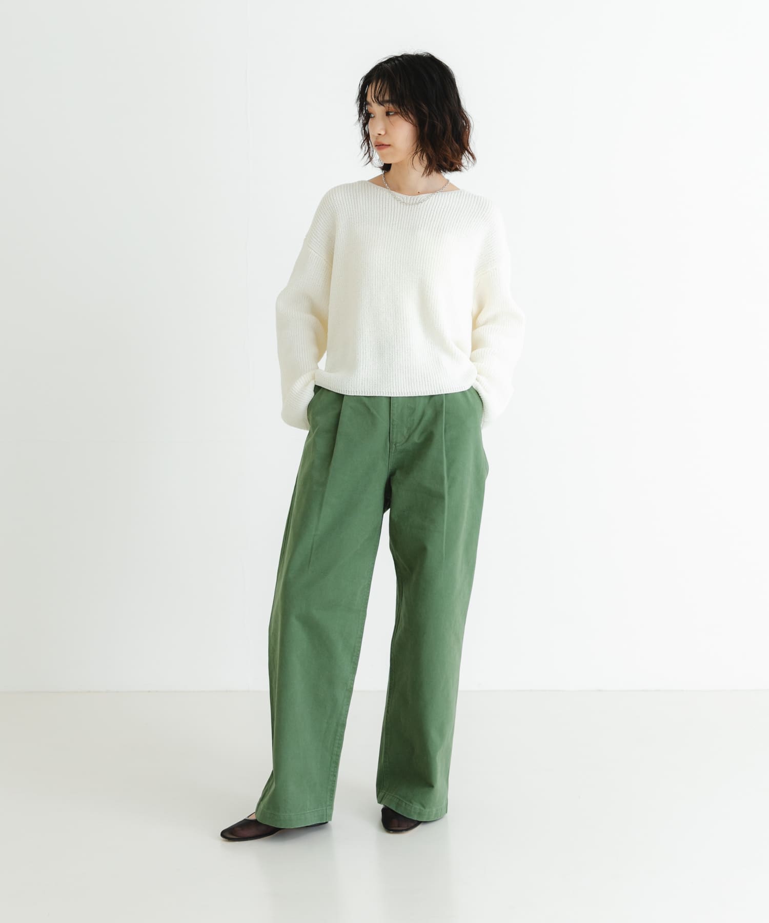 KHAKI