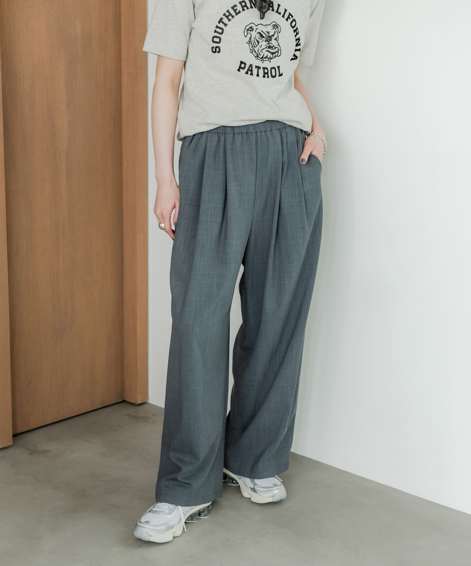 『3サイズ展開』『イージーケア』タックギャザーストレートパンツ