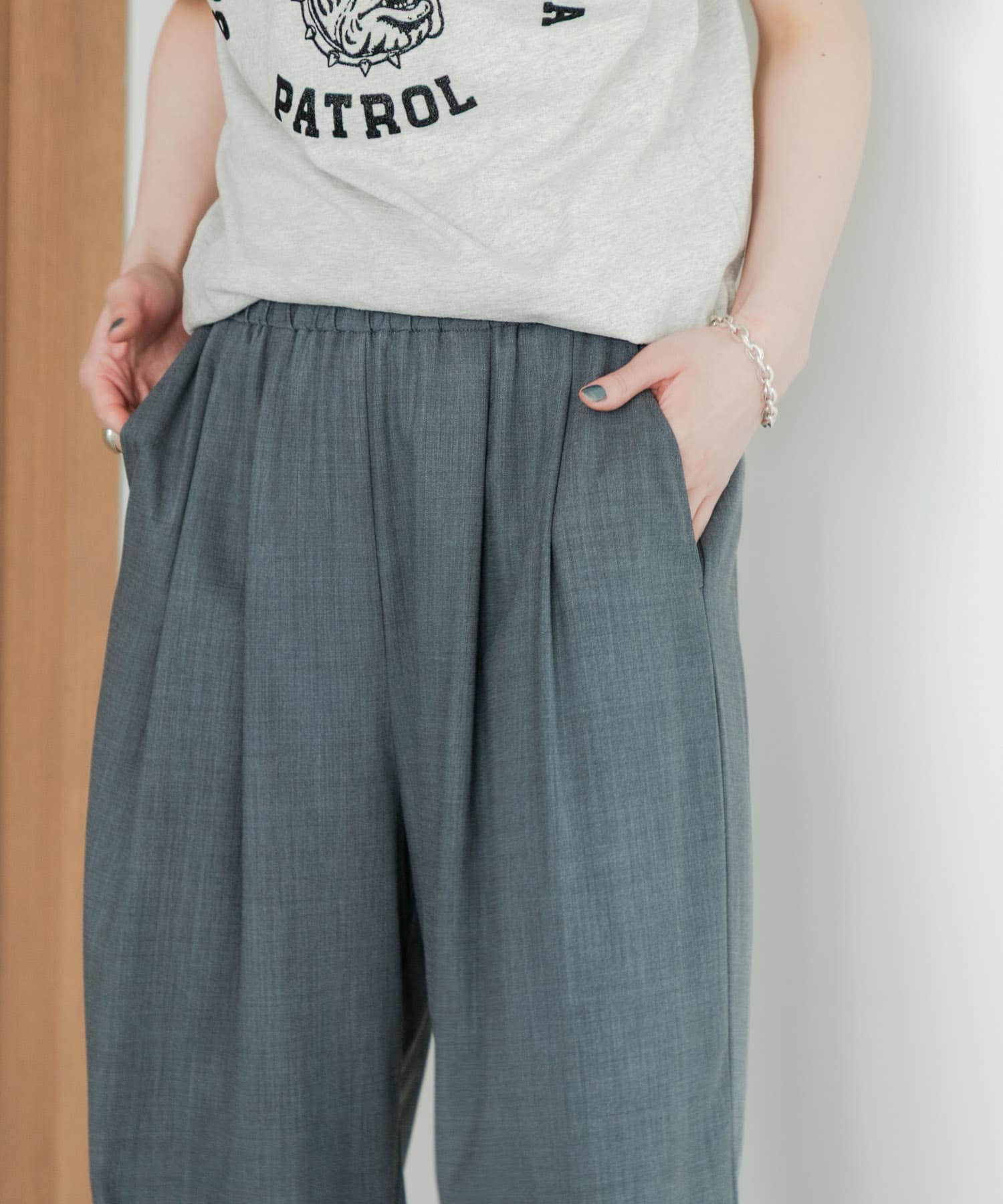 身長：170cm サイズ：38