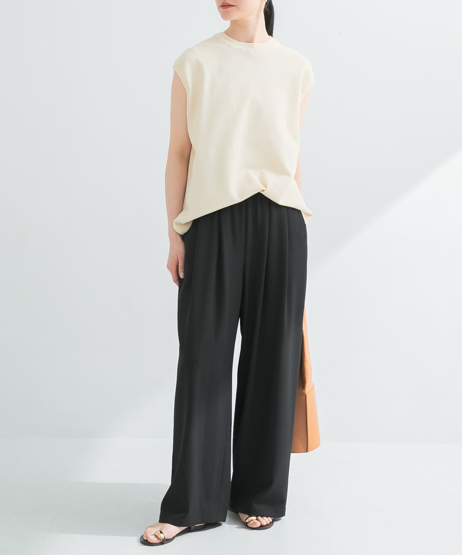 『3サイズ展開』『イージーケア』タックギャザーストレートパンツ