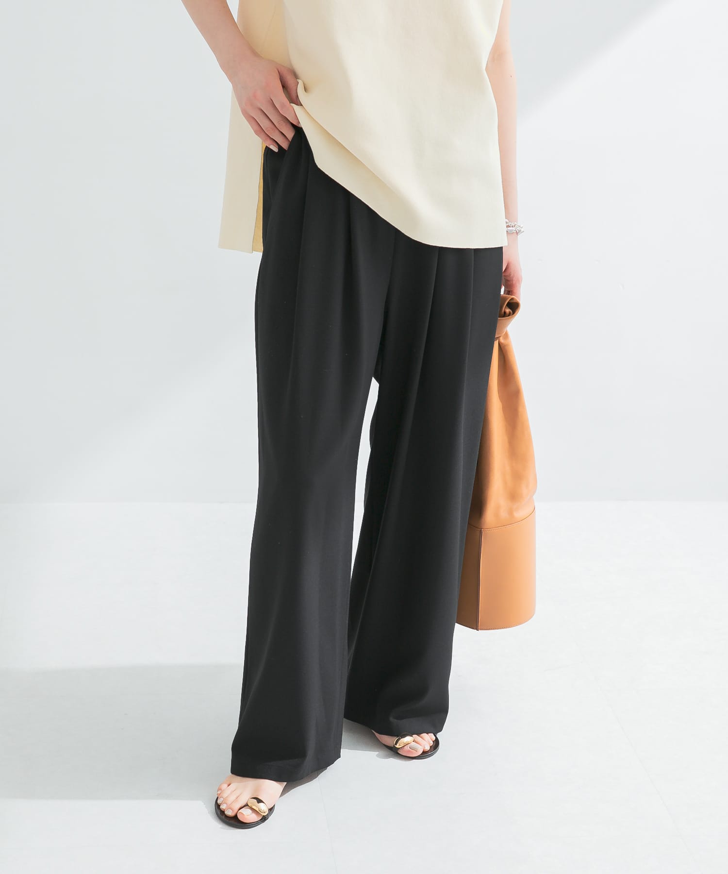 身長：170cm サイズ：38