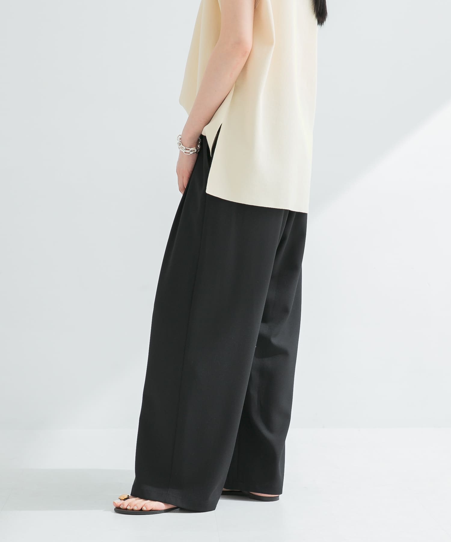 身長：170cm サイズ：38