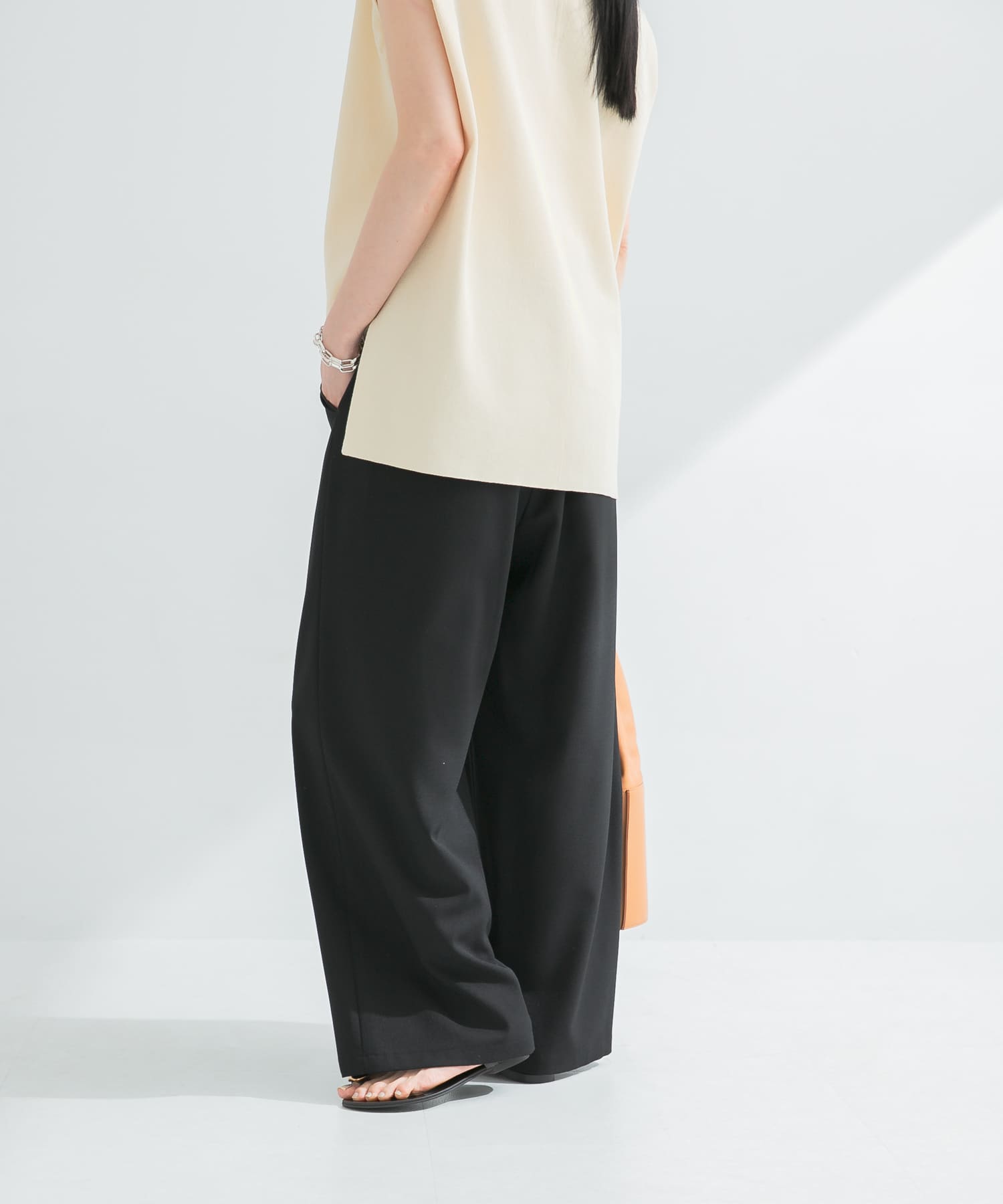 身長：170cm サイズ：38