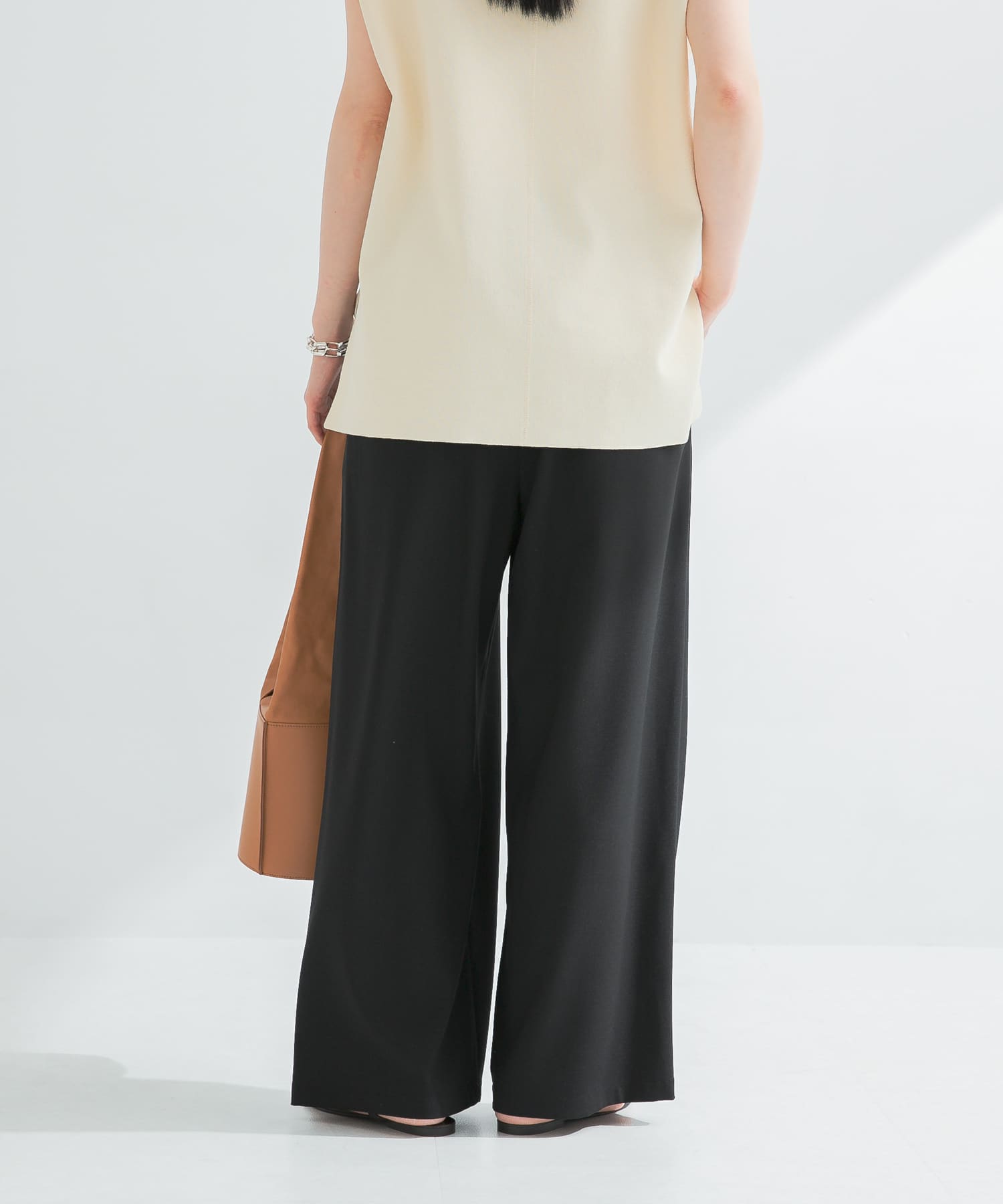 身長：170cm サイズ：38