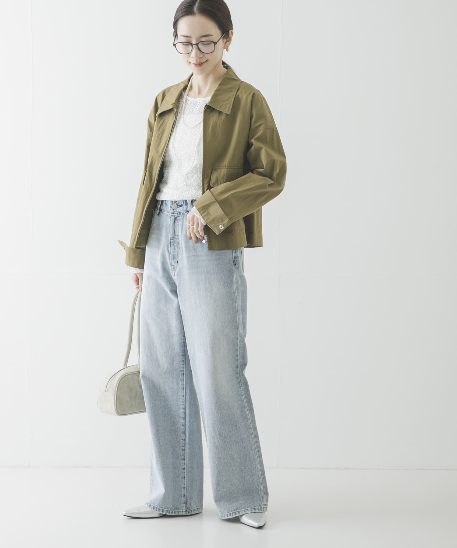 KHAKI