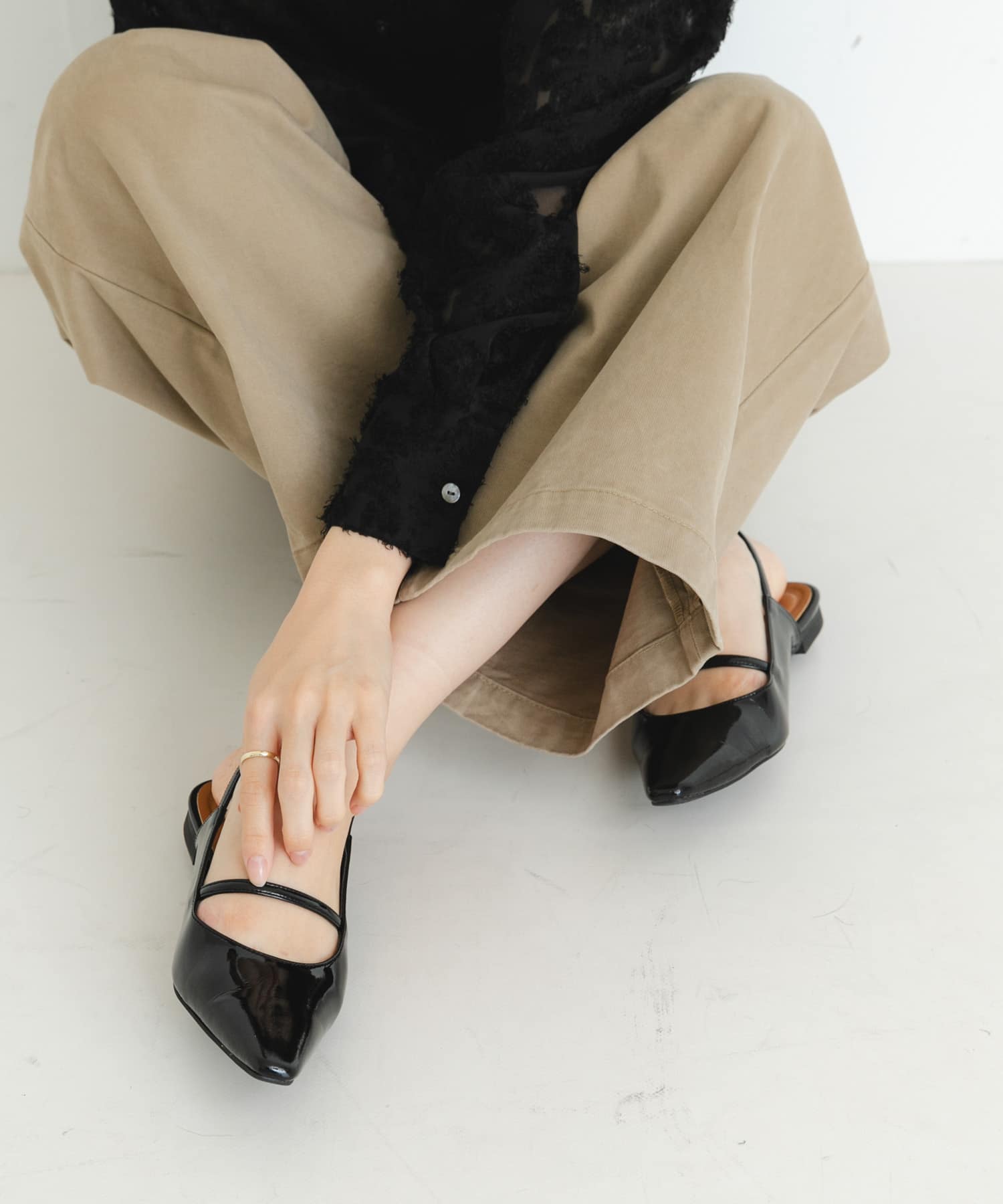 ポインテッドバックストラップシューズ BLACK 36