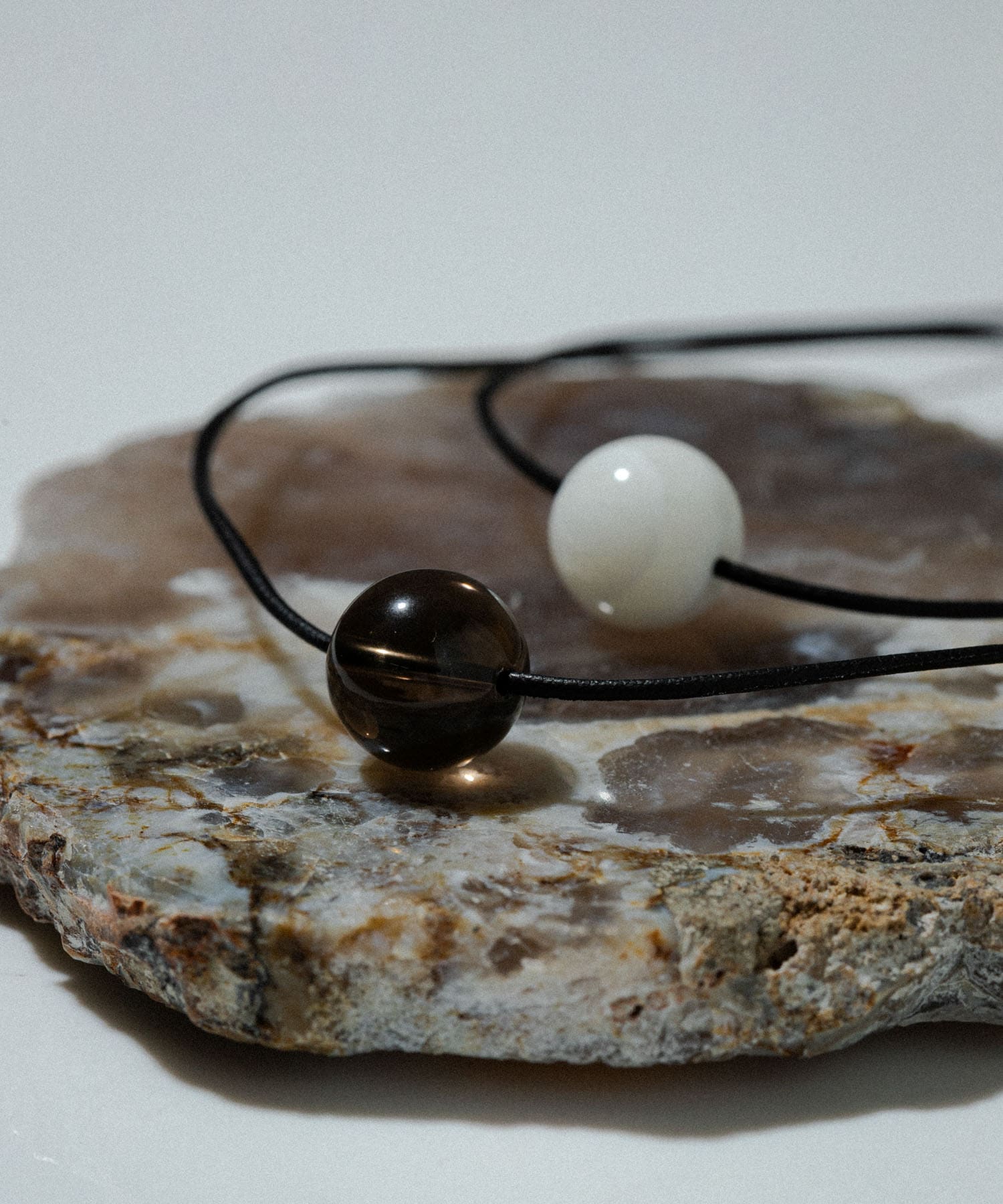 decor『デコール』　Gemstone Choker スモーキークォーツ -