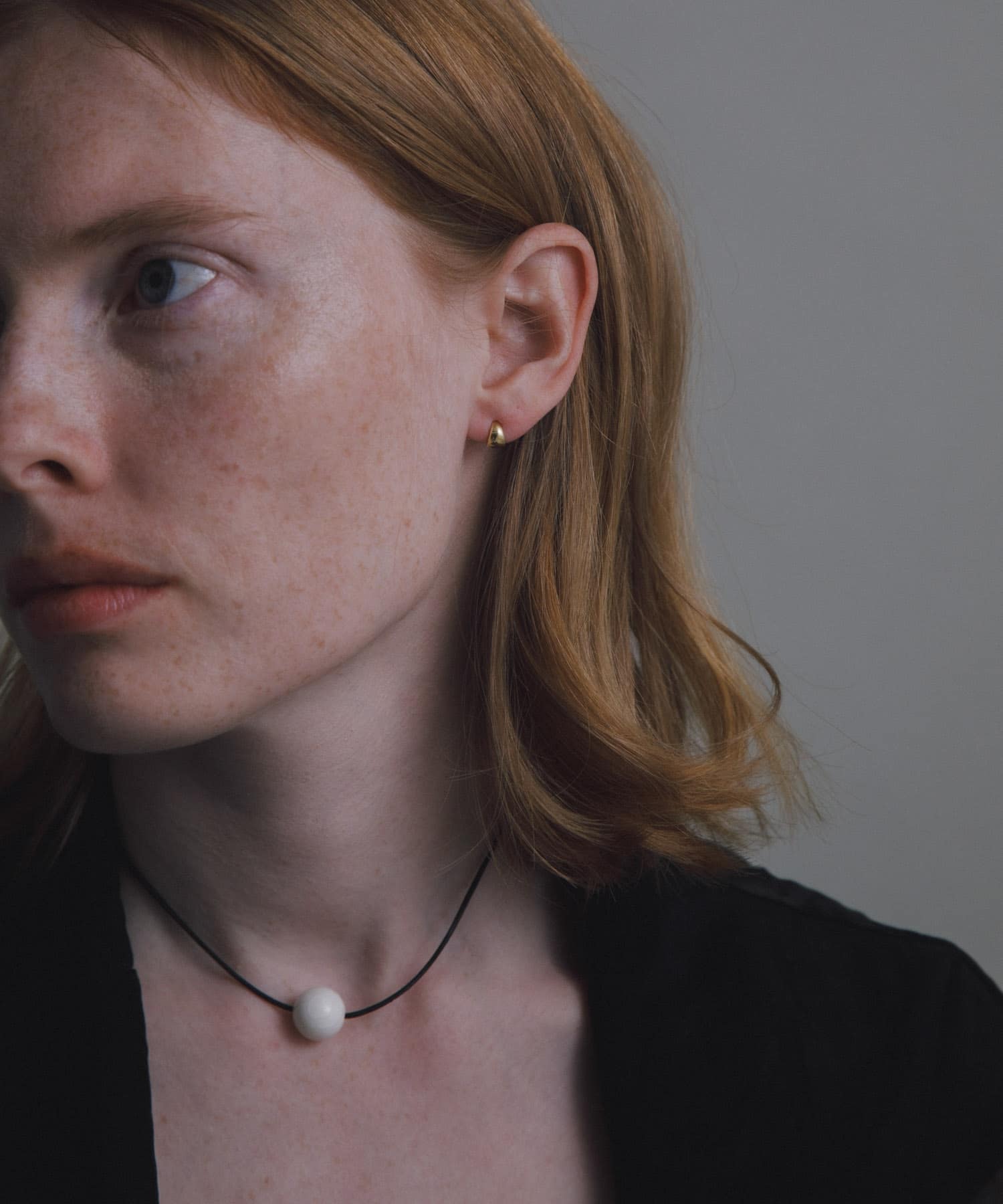 decor『デコール』　Gemstone Choker MOP -