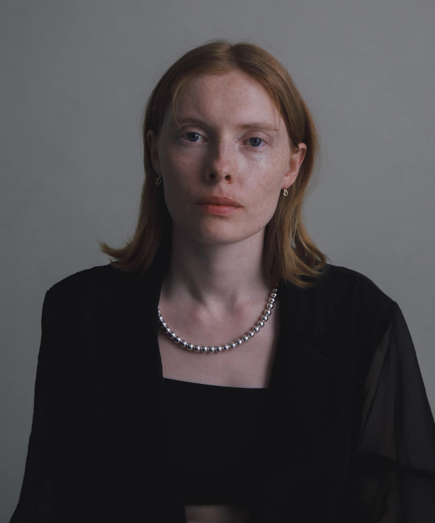 decor『デコール』　Hematite8mmBallchoker SILVER -