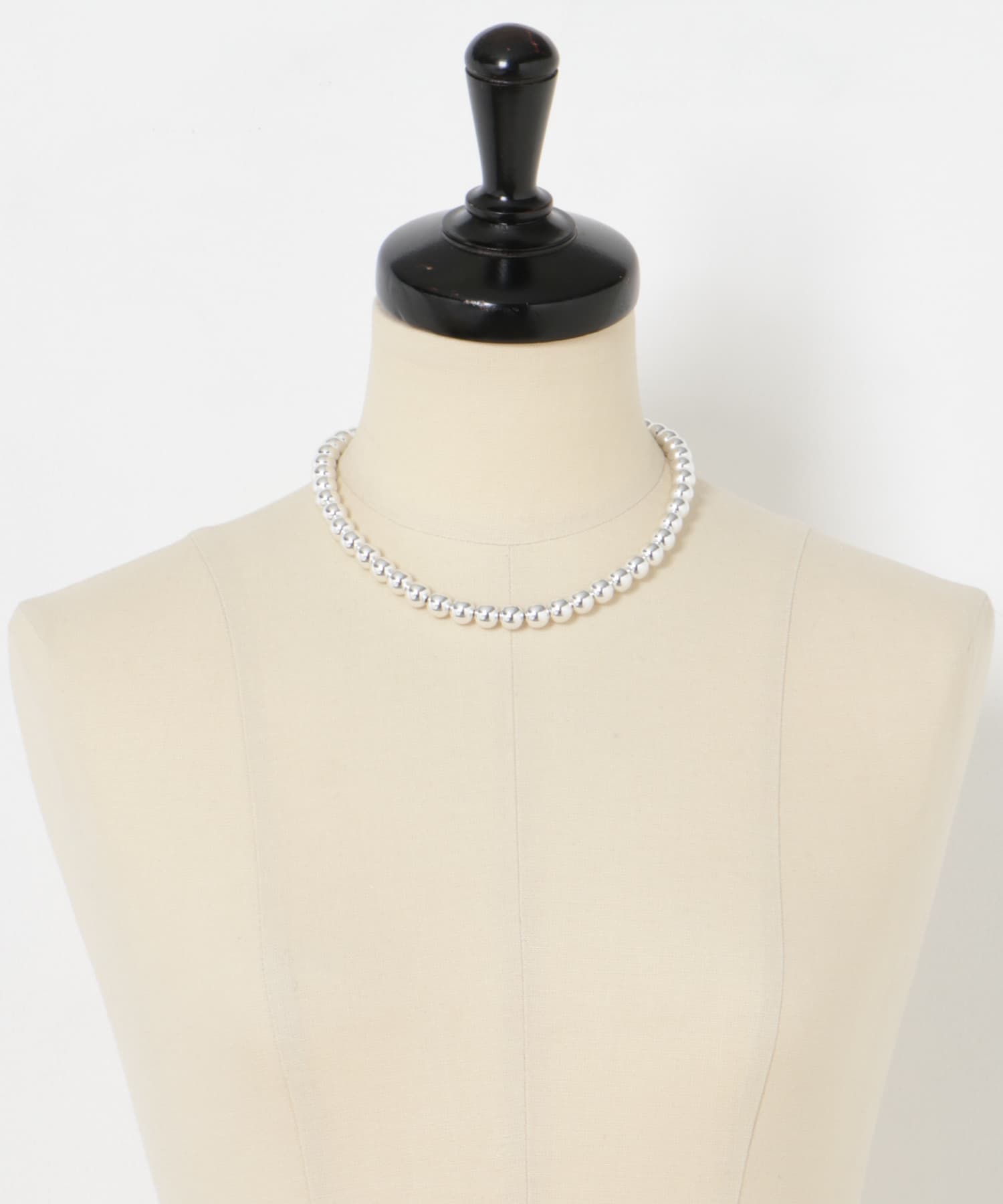 decor『デコール』　Hematite8mmBallchoker SILVER -