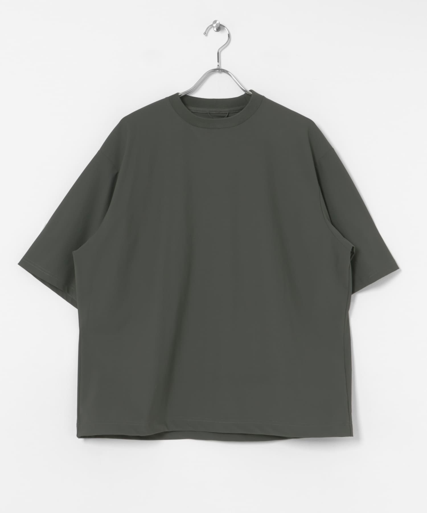 D GREEN