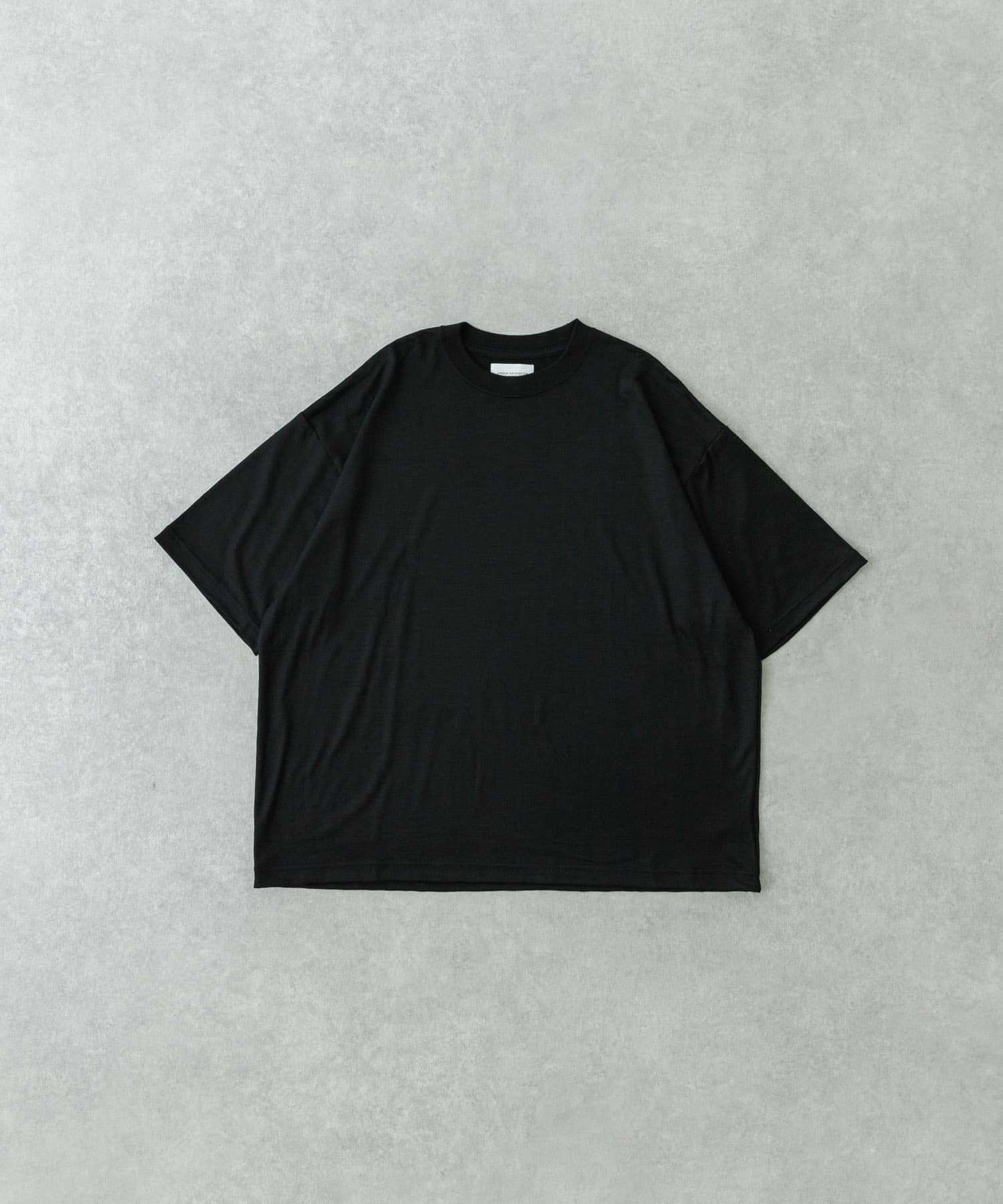 new basic　ウォッシャブルメリノウールショートスリーブTシャツ BLACK M