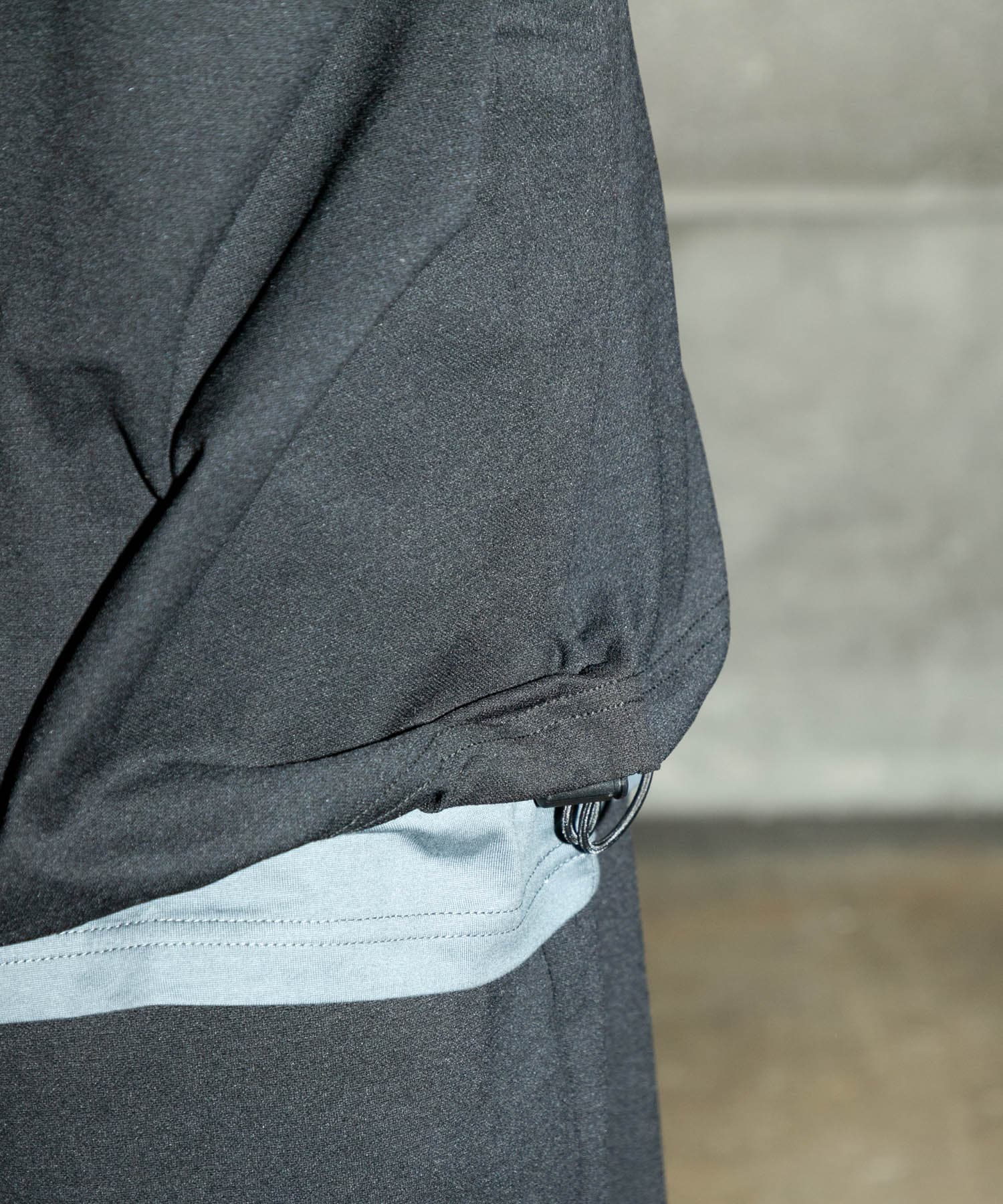 SHADE TECH LONG-SLEEVE T-SHIRTS(1 D.NAVY): トップス｜URBAN