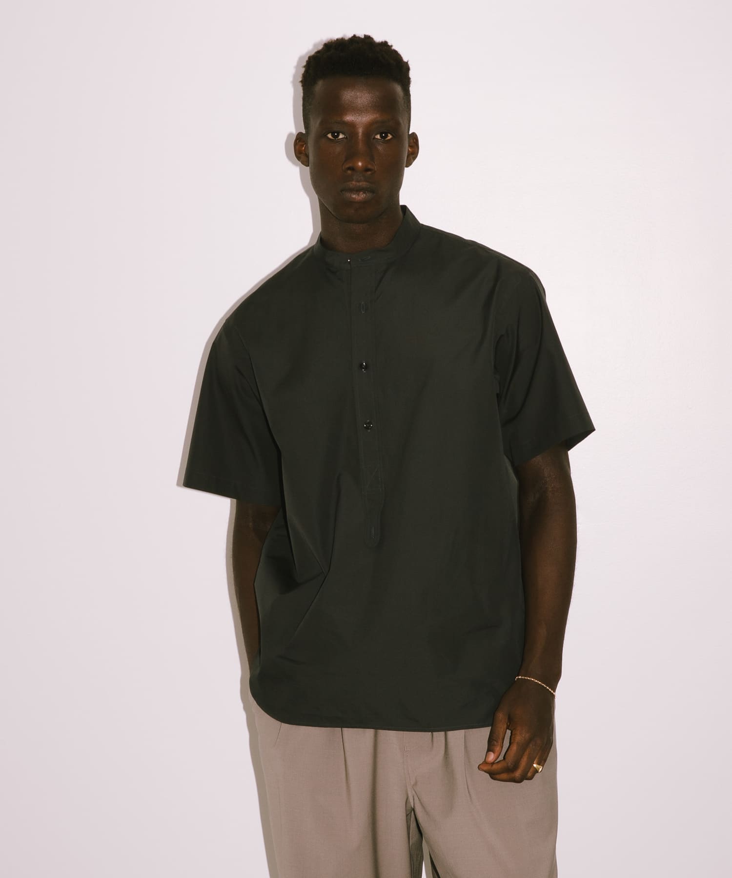 DARK GREEN