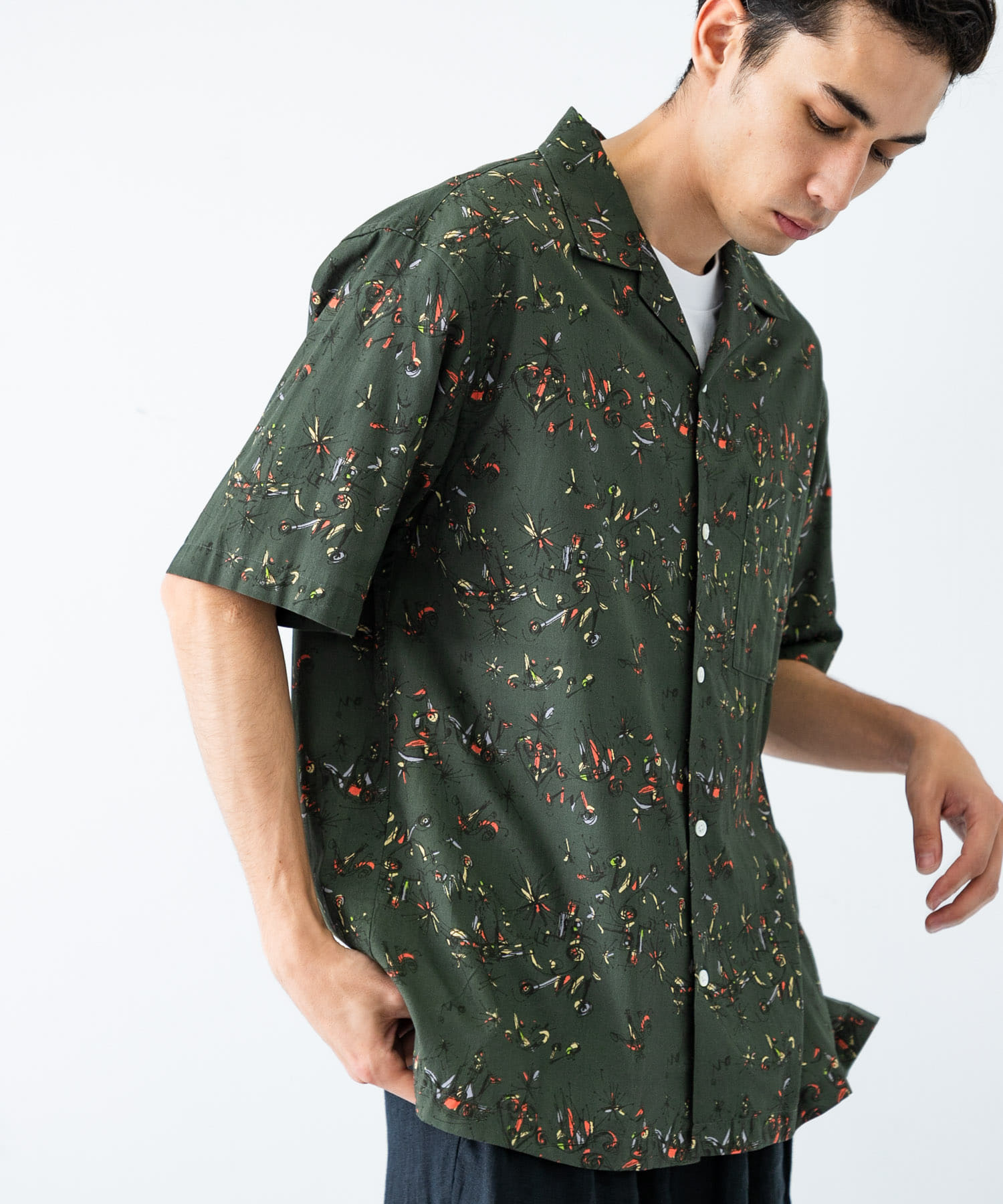 KHAKI