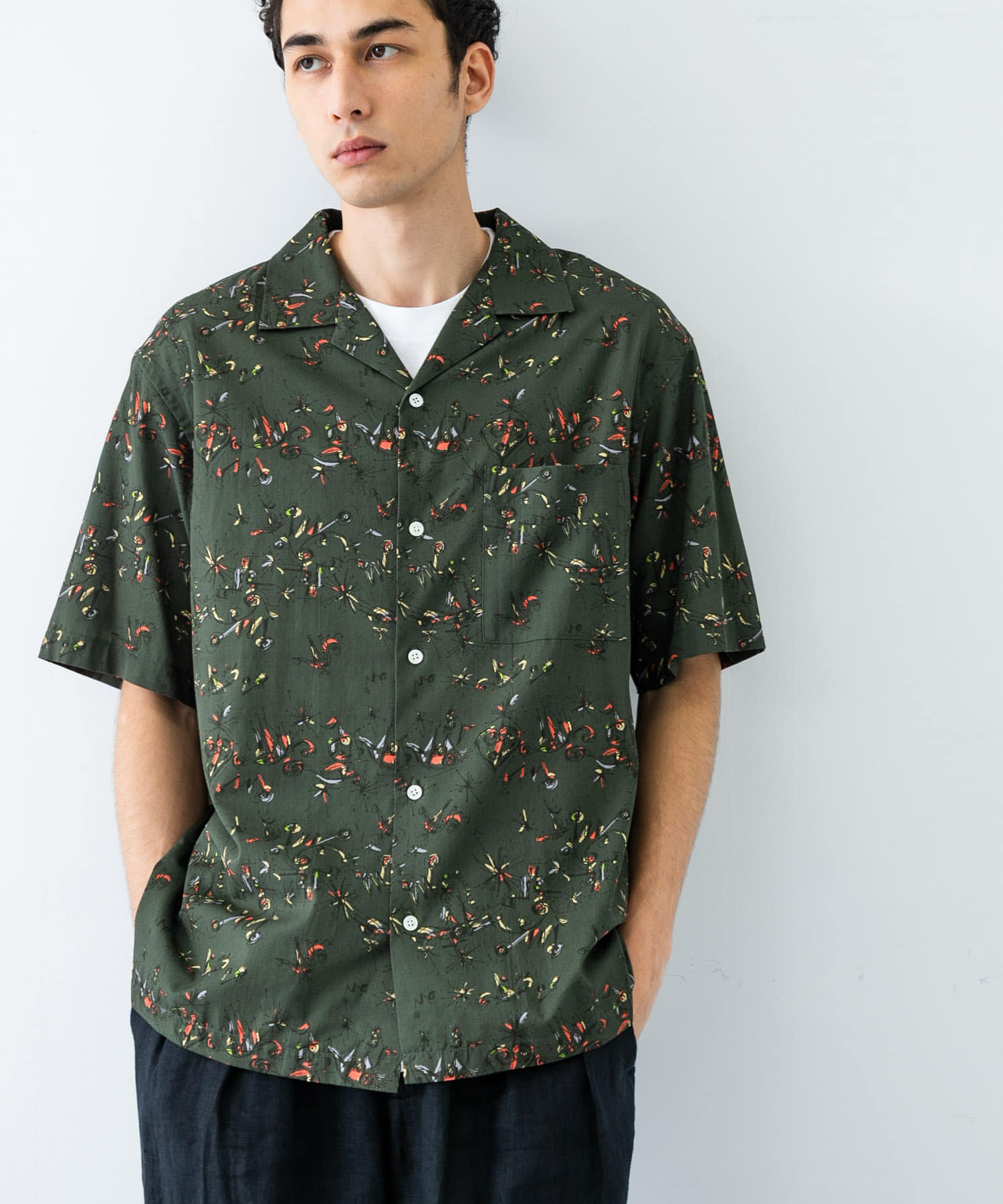 KHAKI