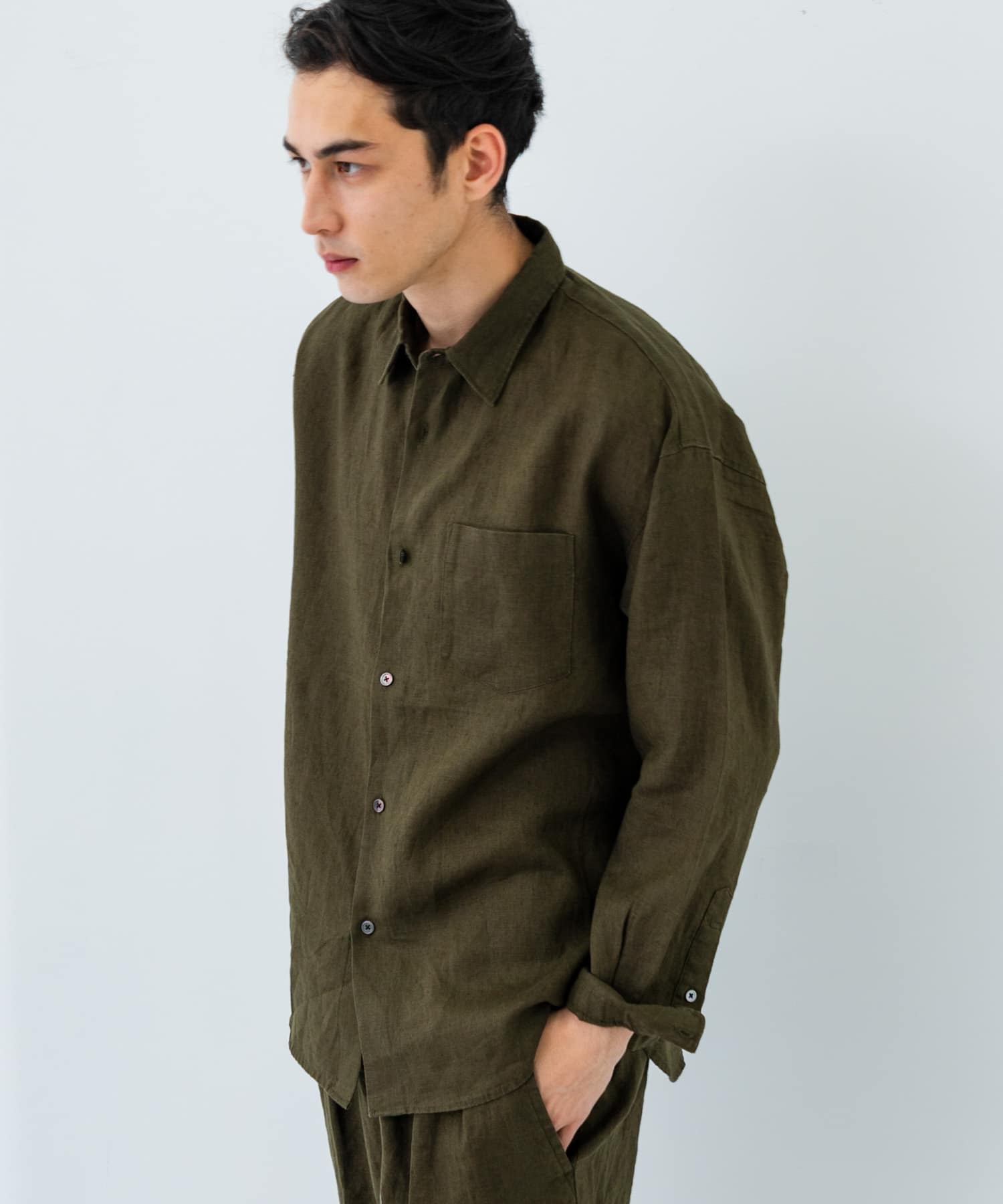 KHAKI
