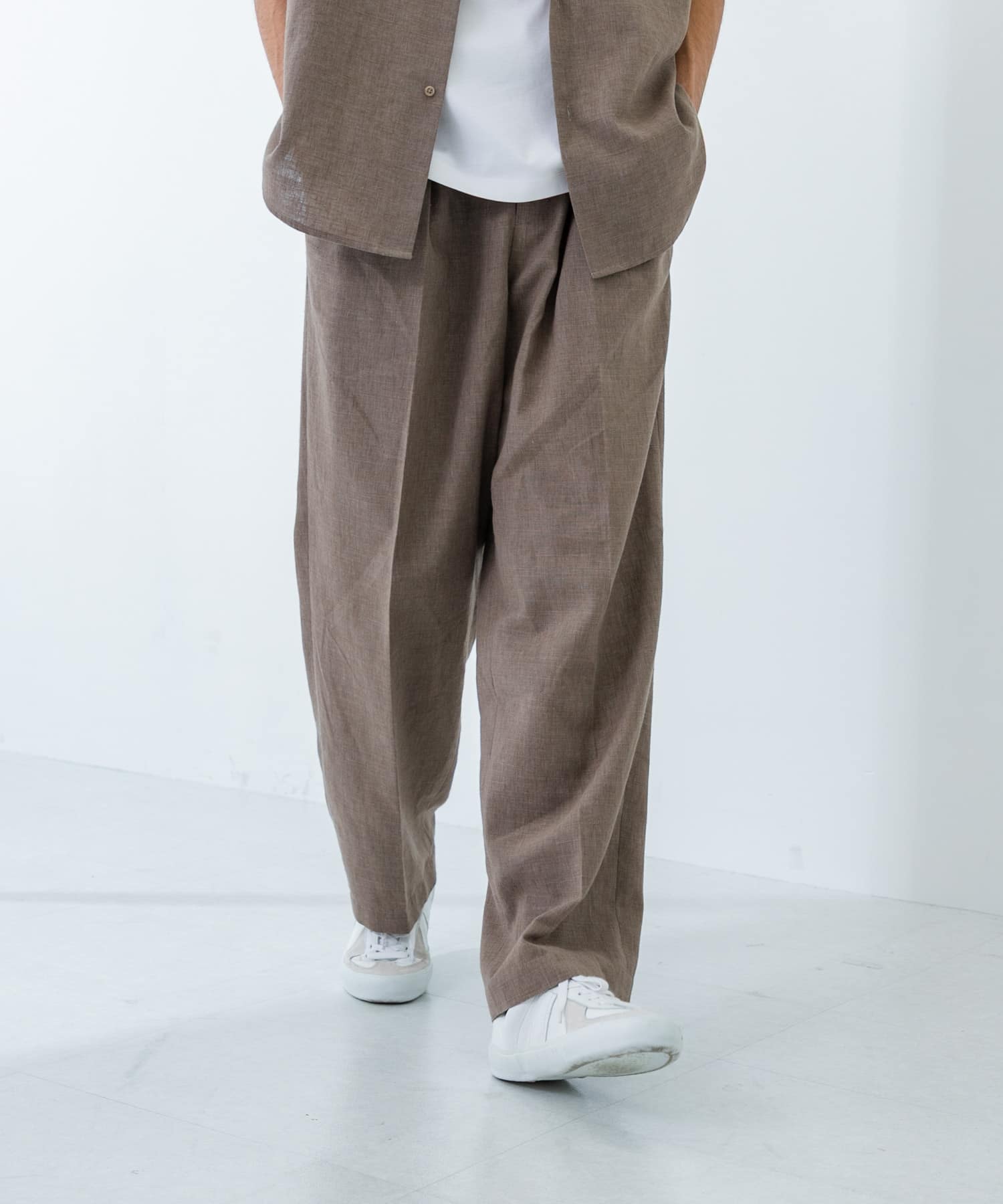 LINEN PIN HEAD TUCK PANTS
