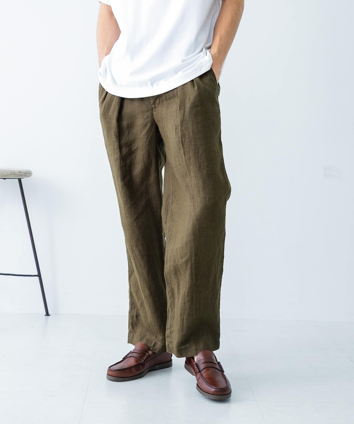KHAKI
