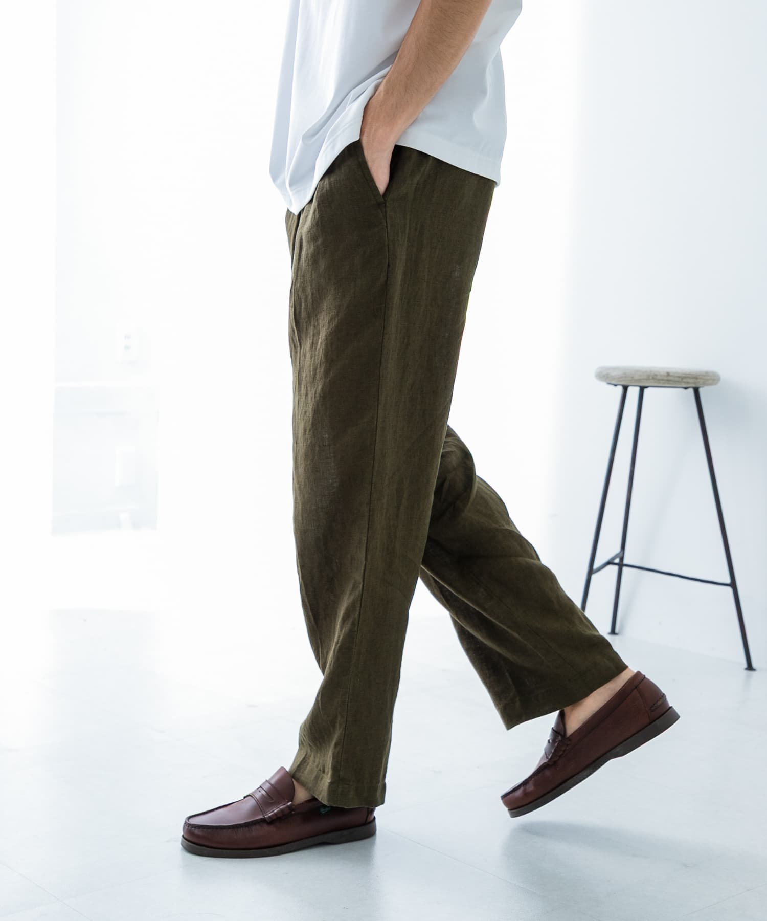 KHAKI