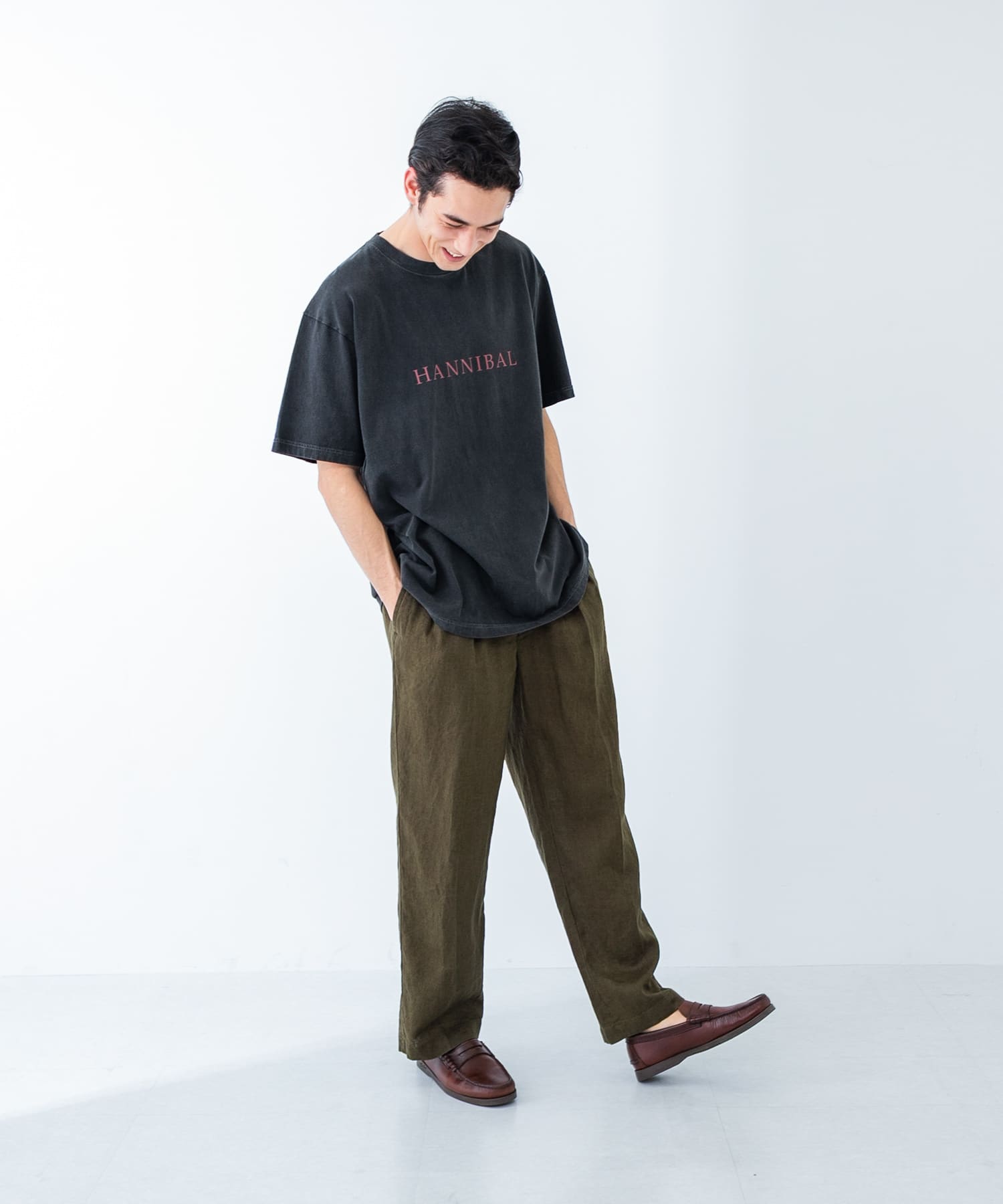 KHAKI
