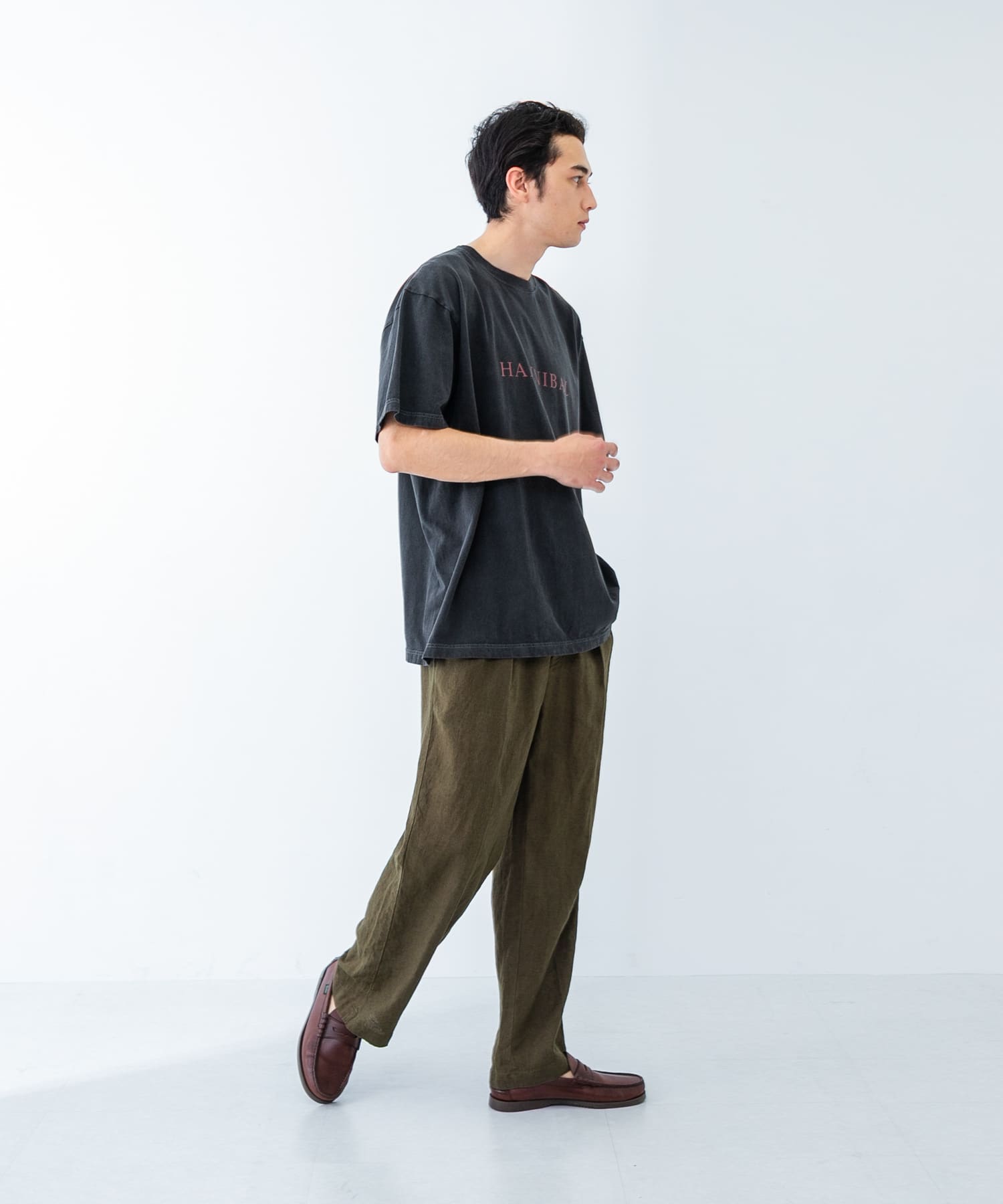 KHAKI