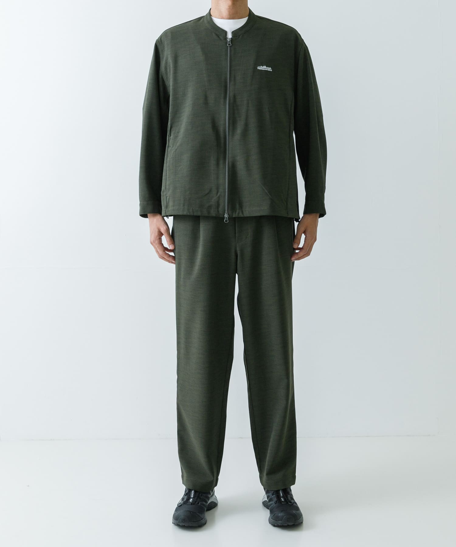 KHAKI