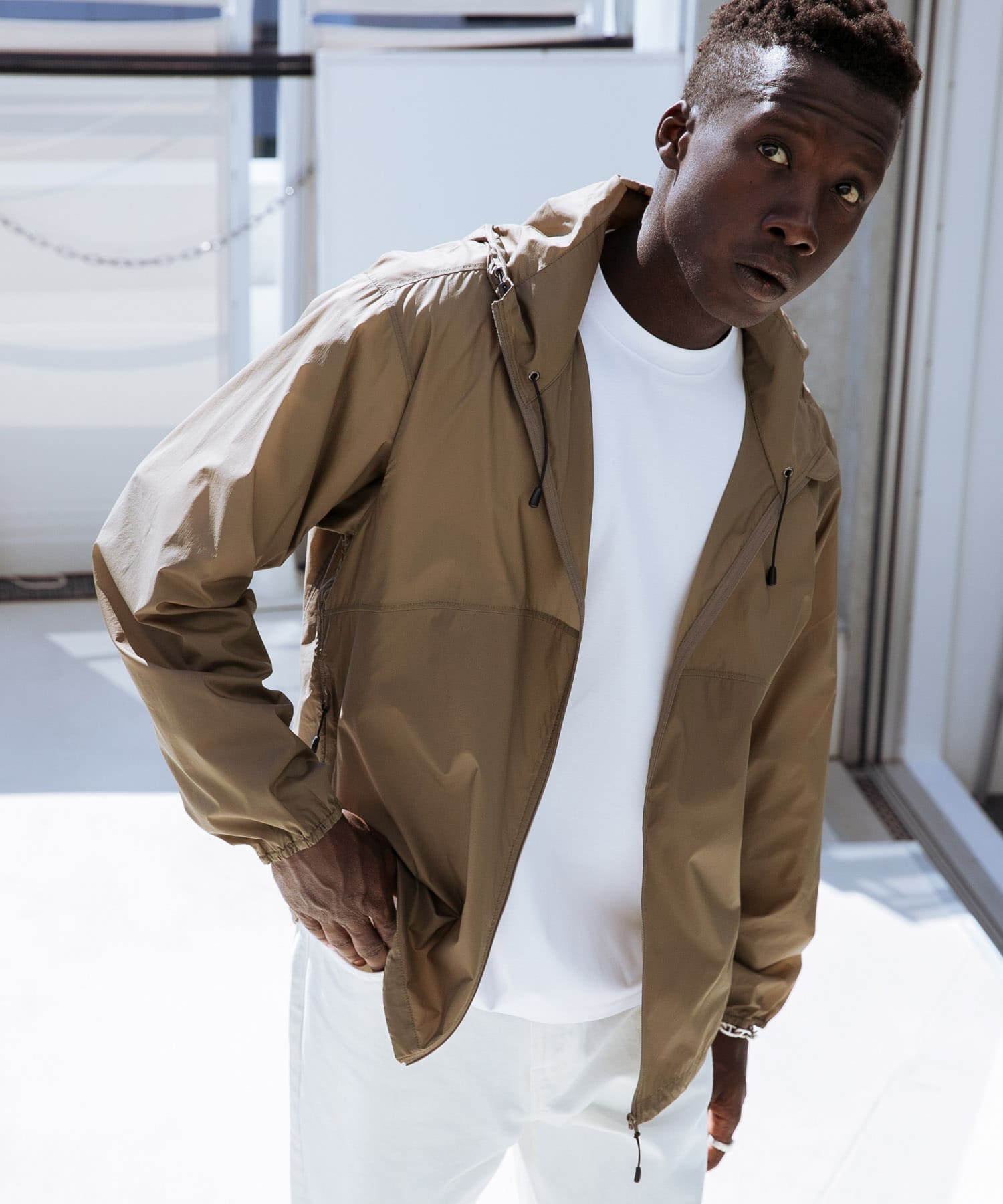 KHAKI