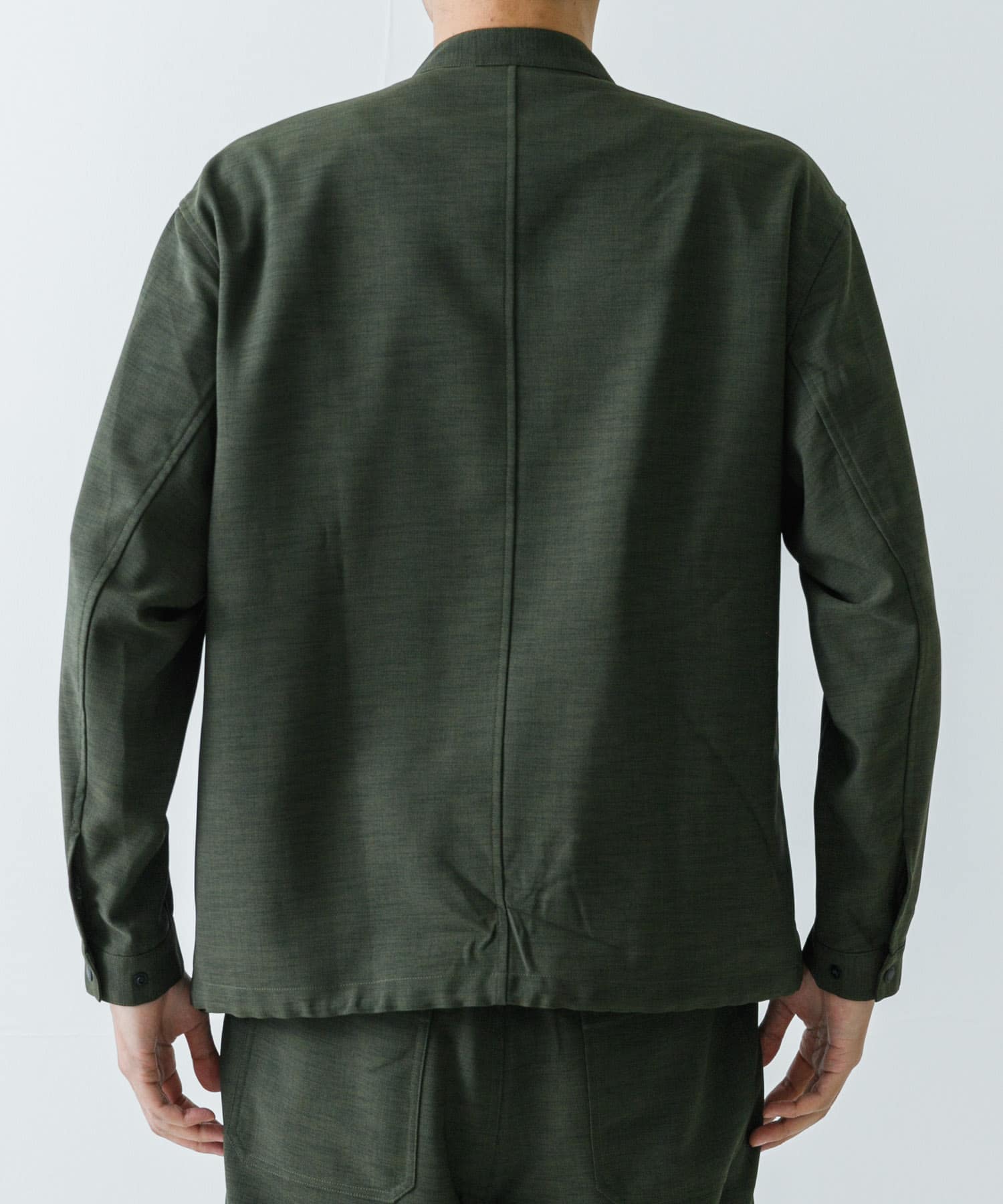 KHAKI