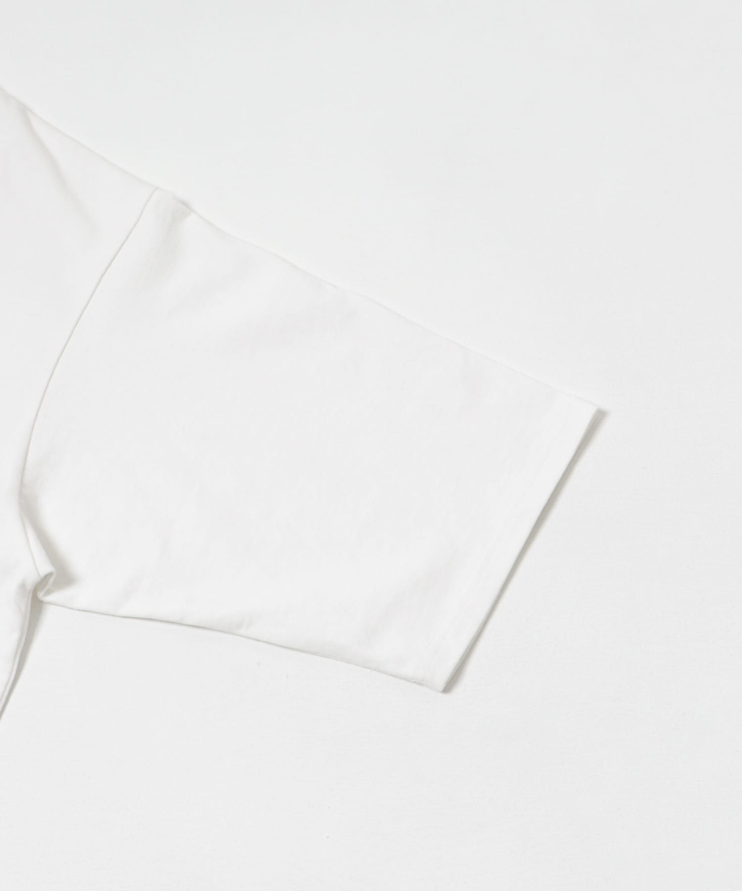 ロゴプリントルーズTシャツ OFF1 FREE