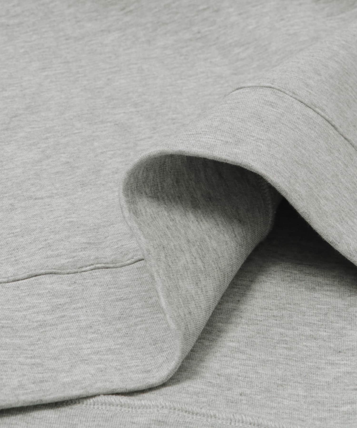 TOP GRAY