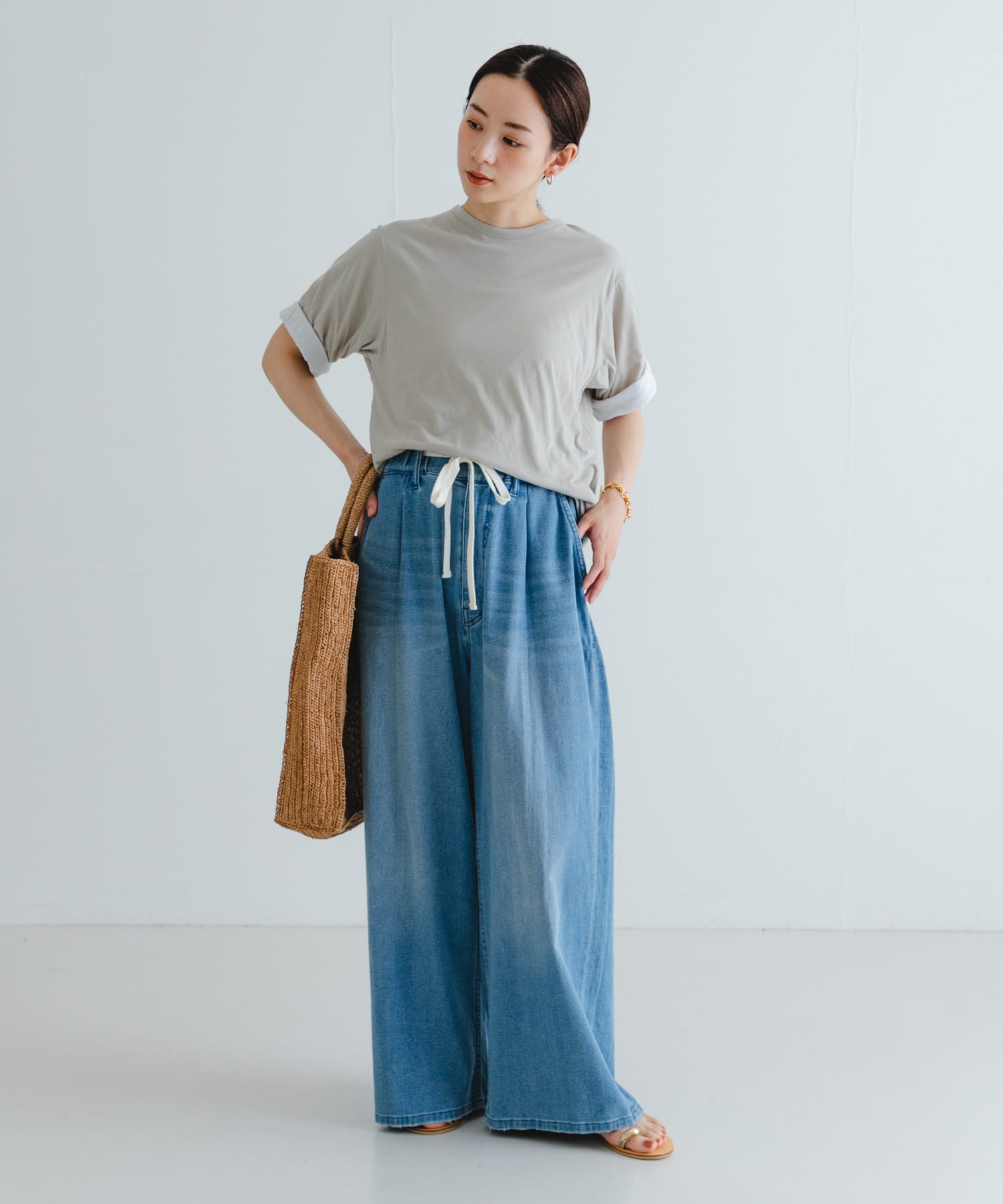 KHAKI×WHT