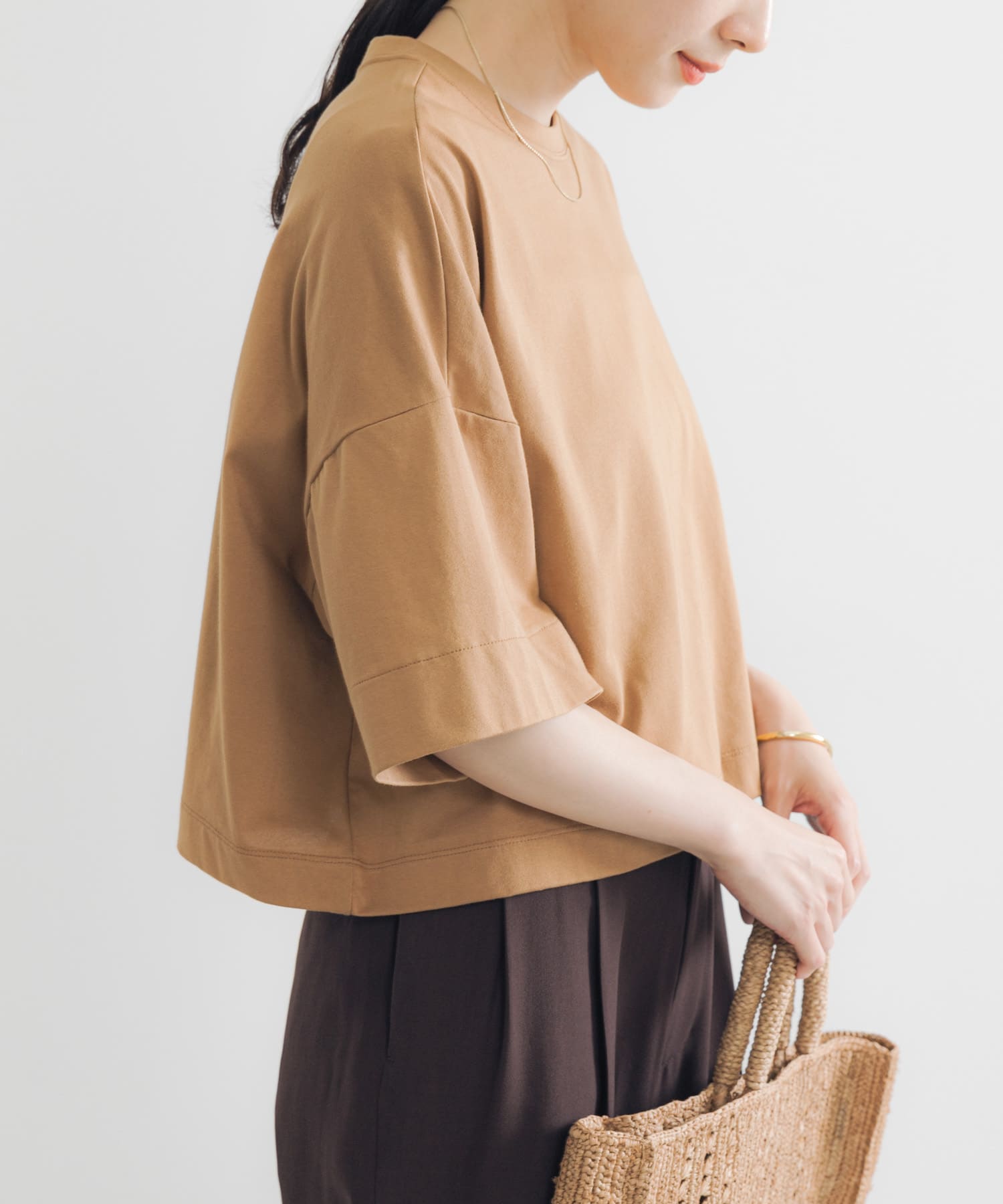 ハーフスリーブワイドカットソー