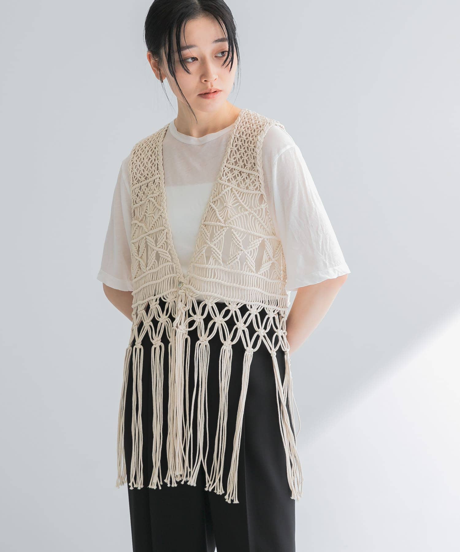 マクラメ編みハンドニットベスト