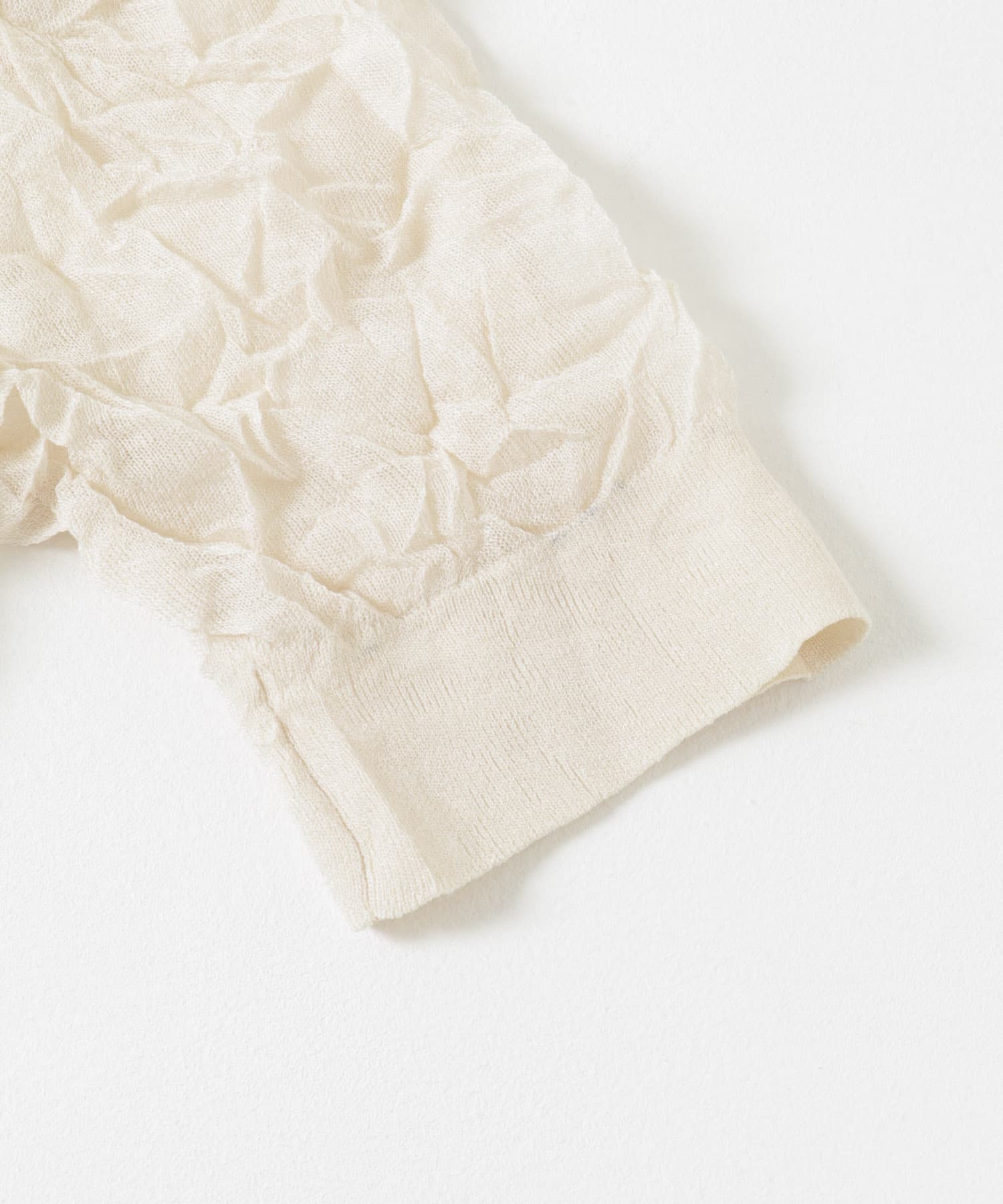 P.BEIGE