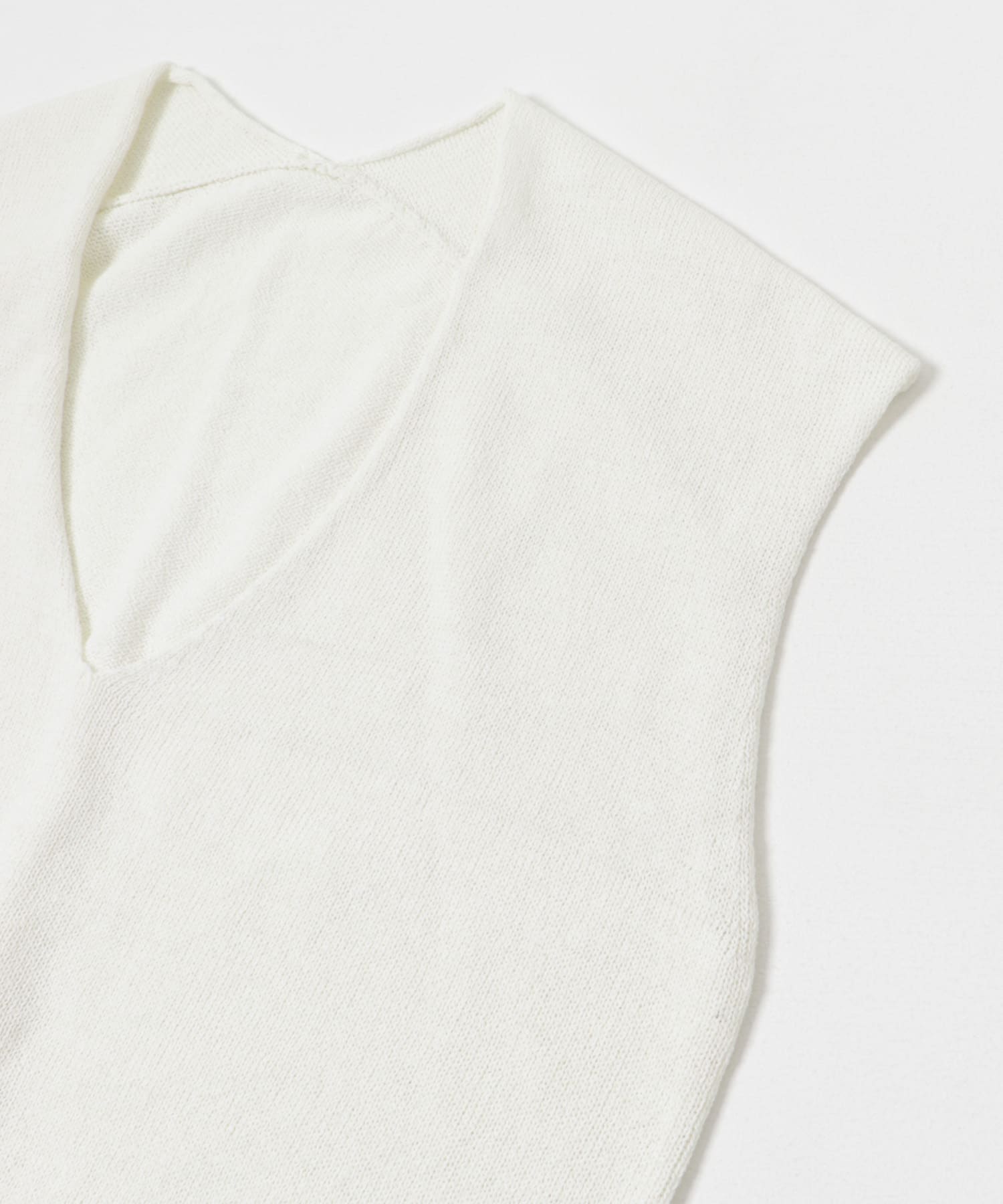 リネンコットンVネックニットベスト OFF FREE