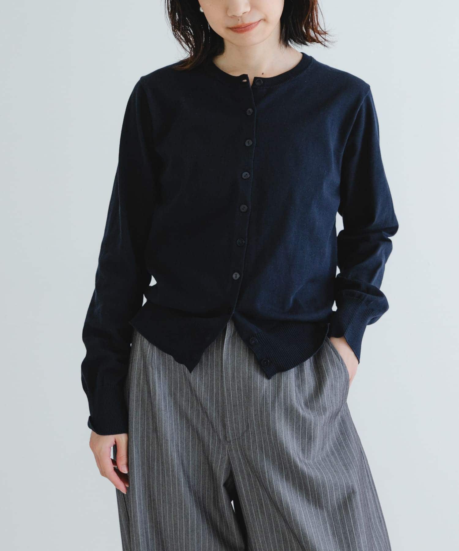 new basic　ハイゲージクルーネックニットカーディガン