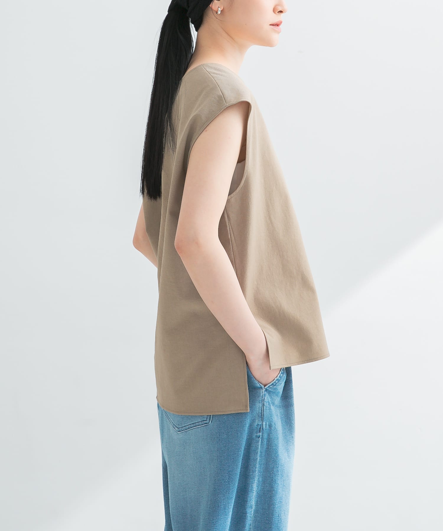 SAND BEIGE