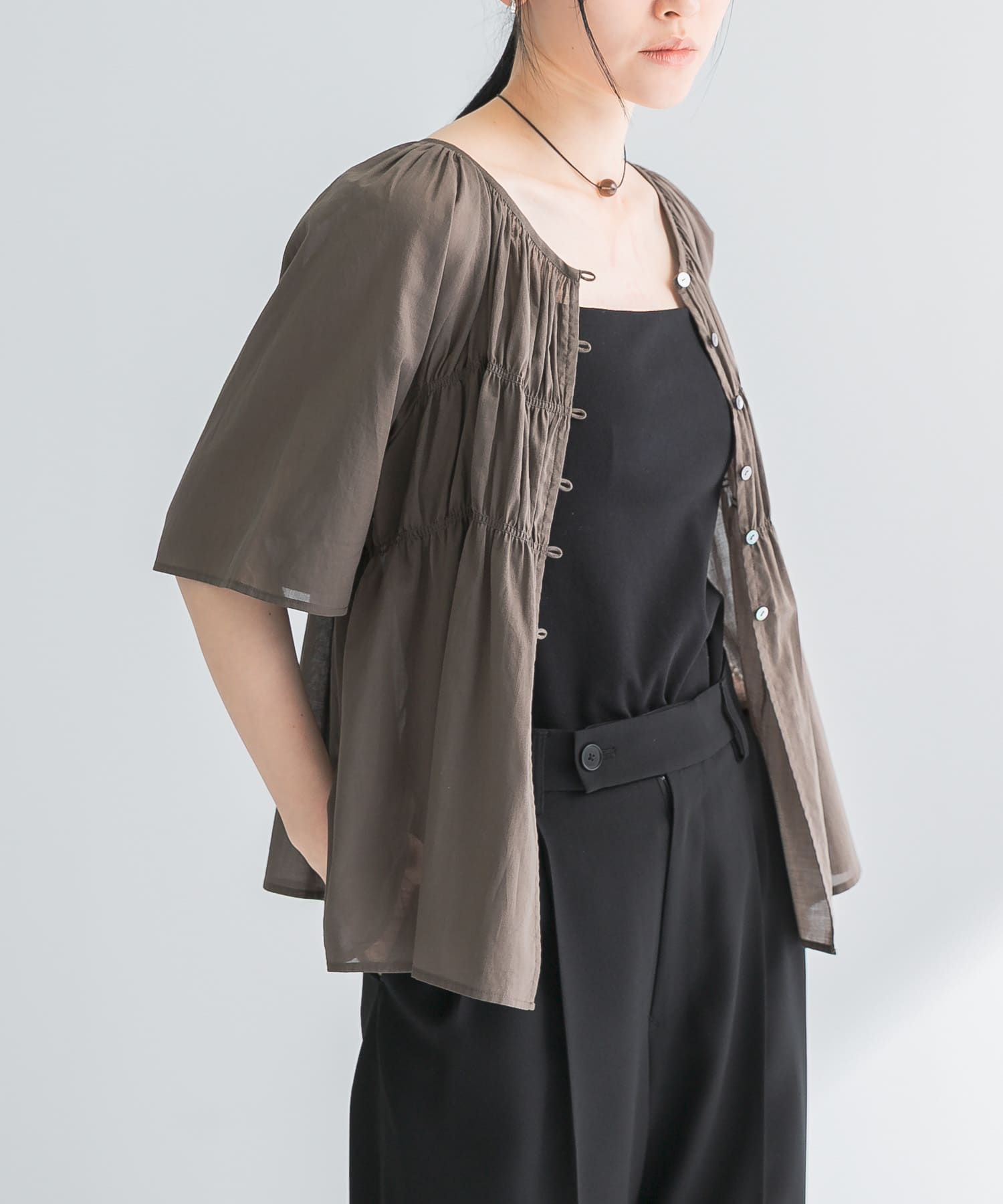 KHAKI
