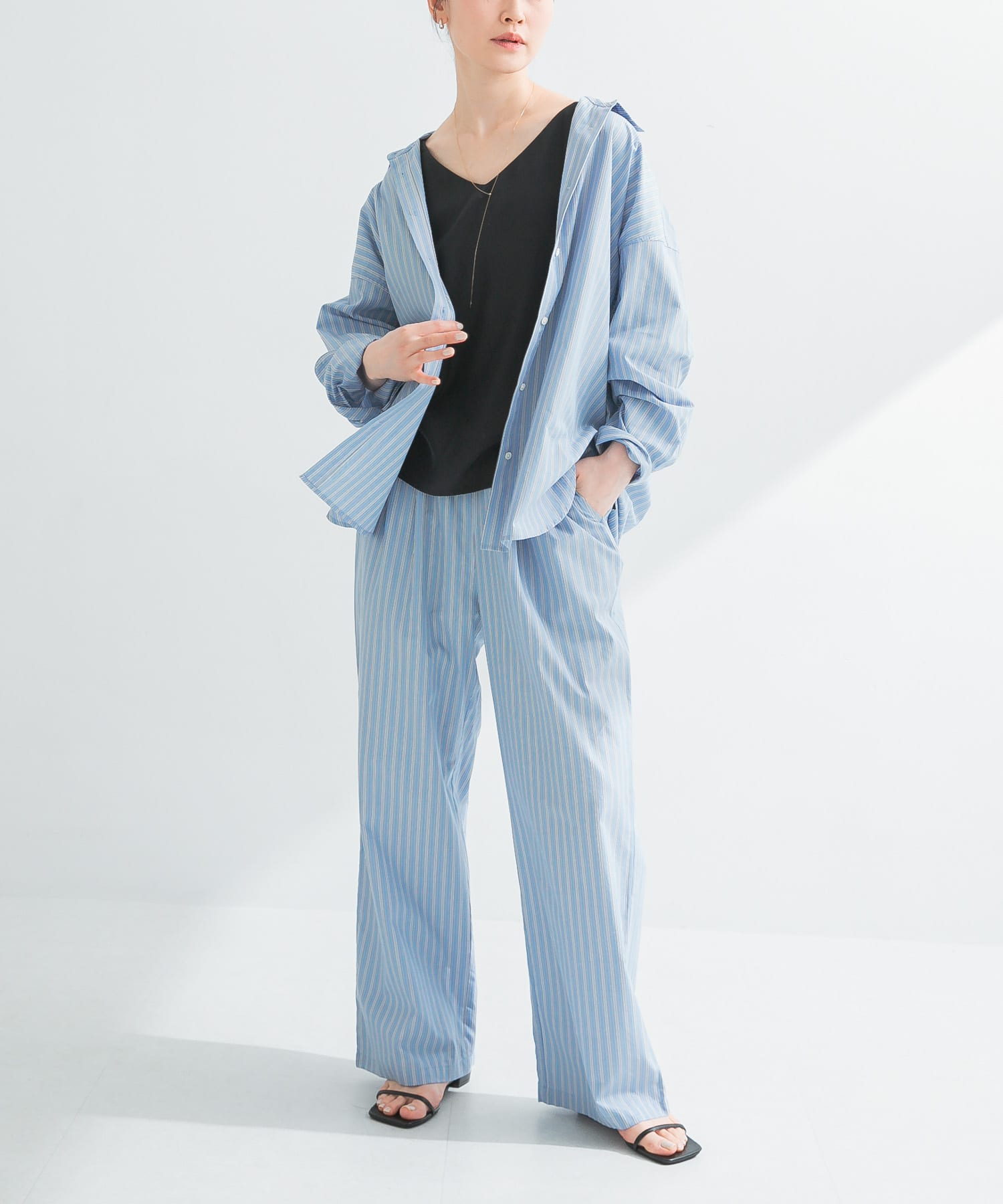 身長：170cm サイズ：38