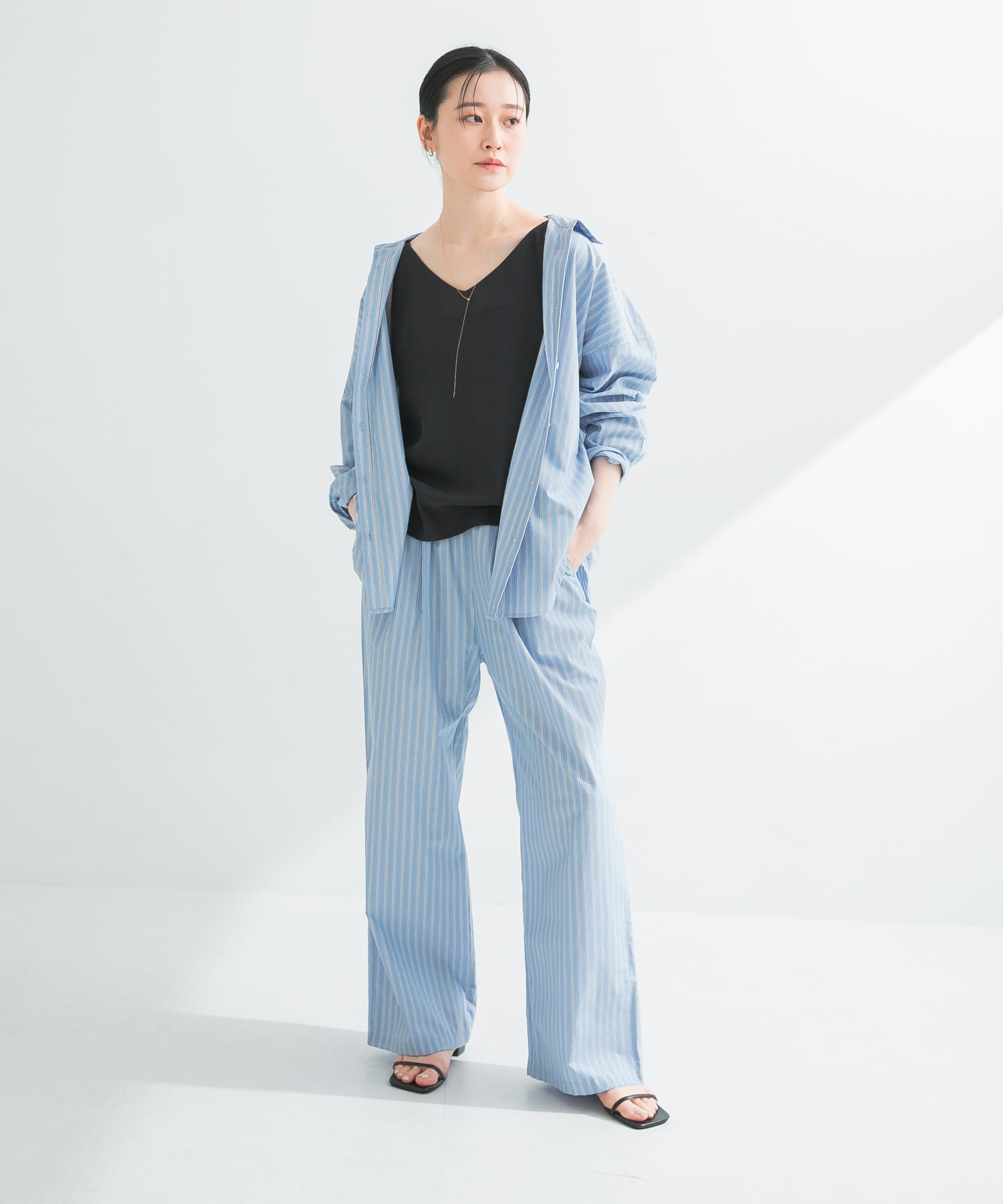 身長：170cm サイズ：38