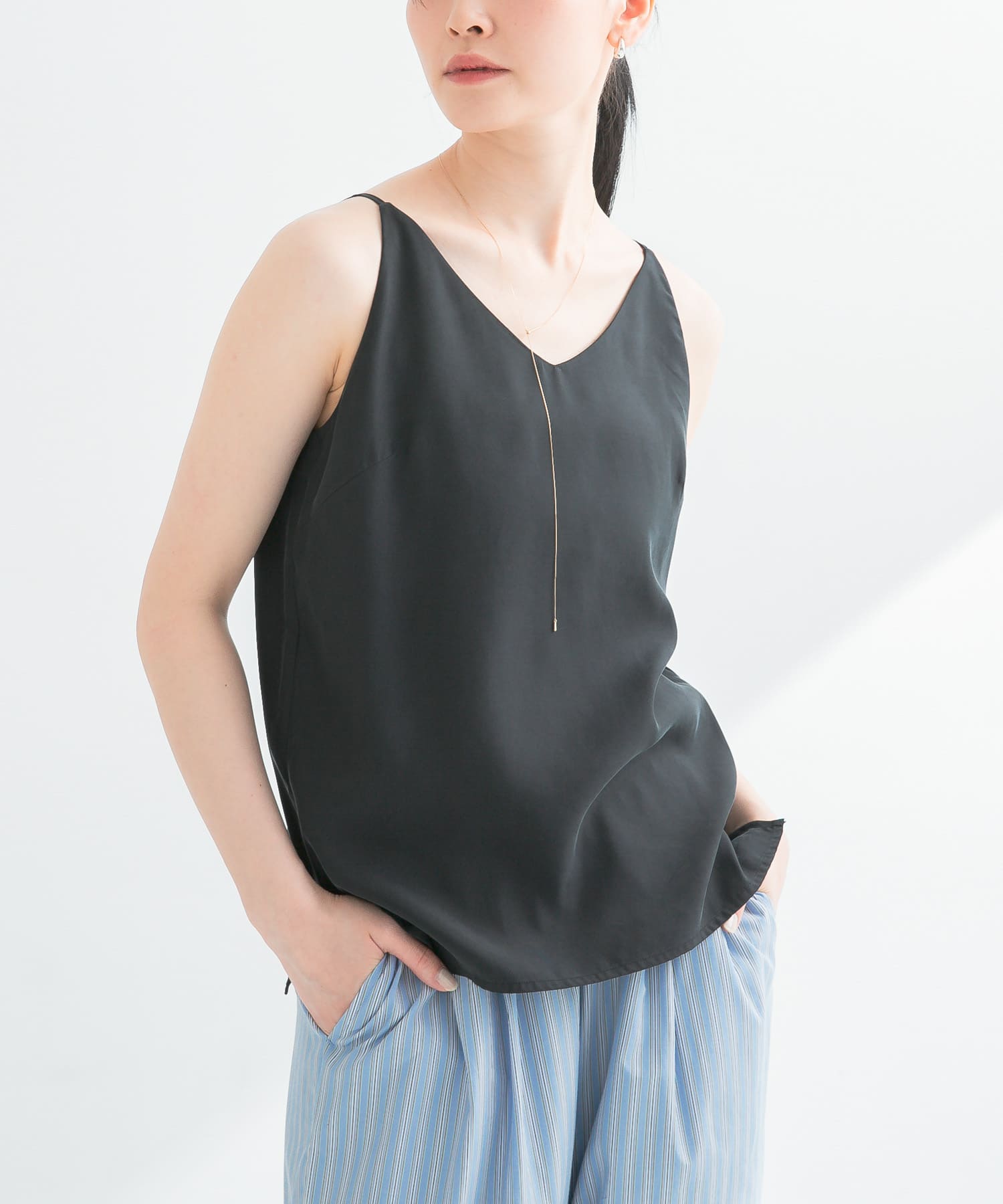 身長：170cm サイズ：38