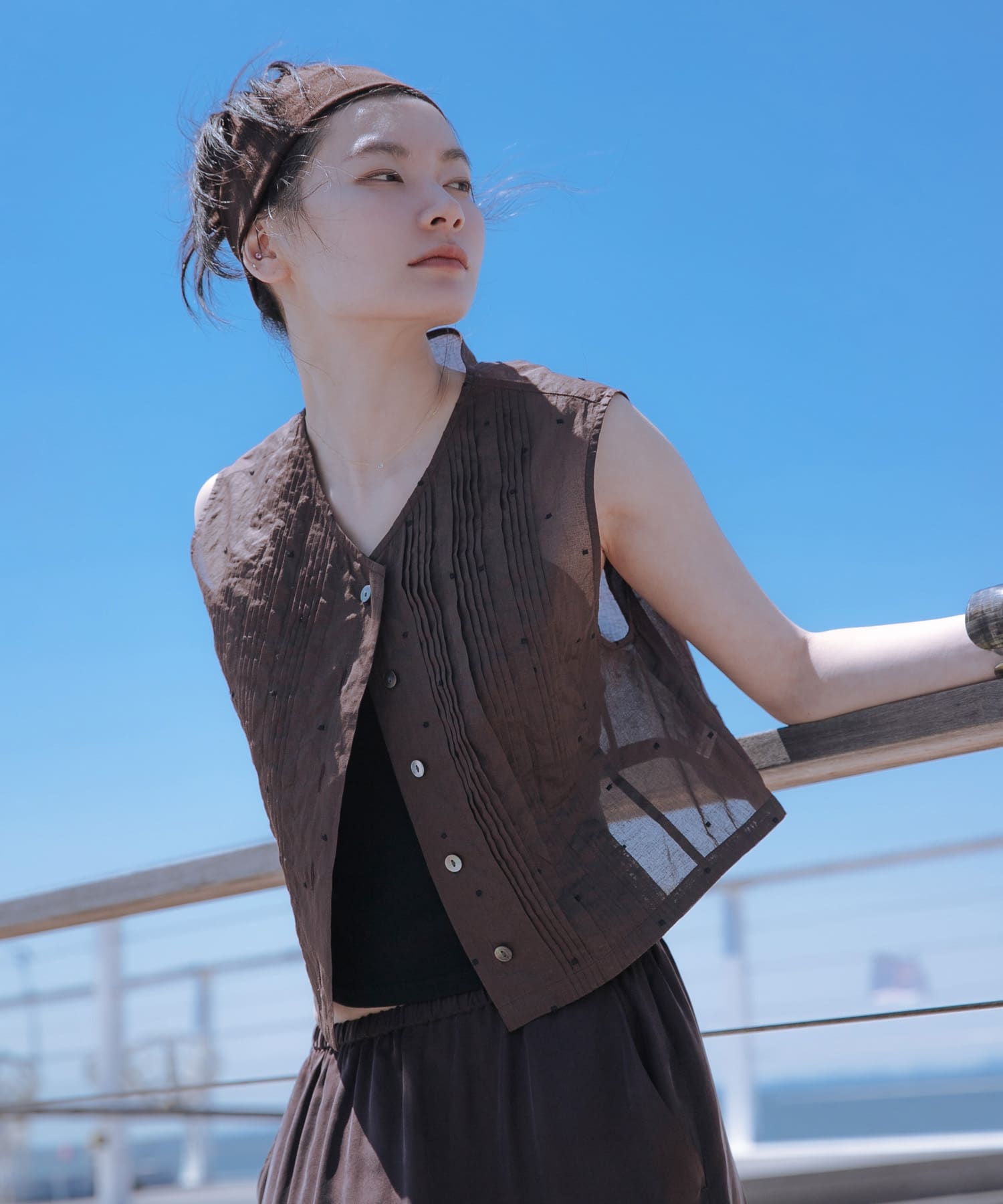 new basic　オーガンジードットピンタックベスト