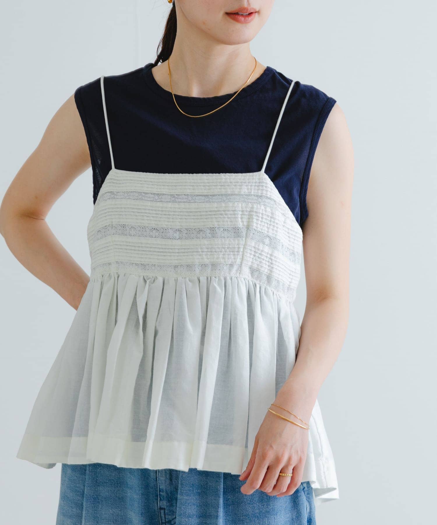 レース切り替えキャミブラウス