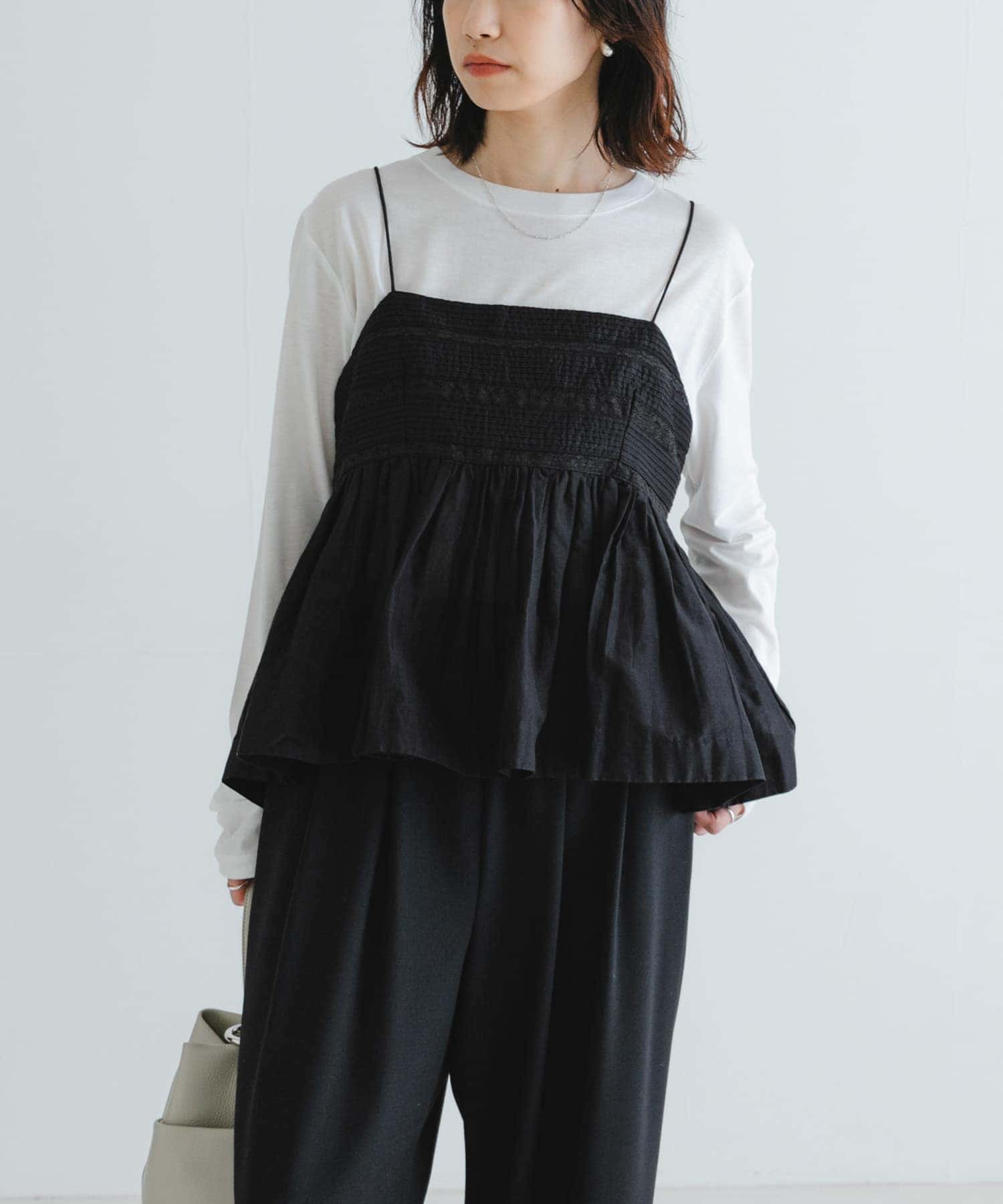 レース切り替えキャミブラウス